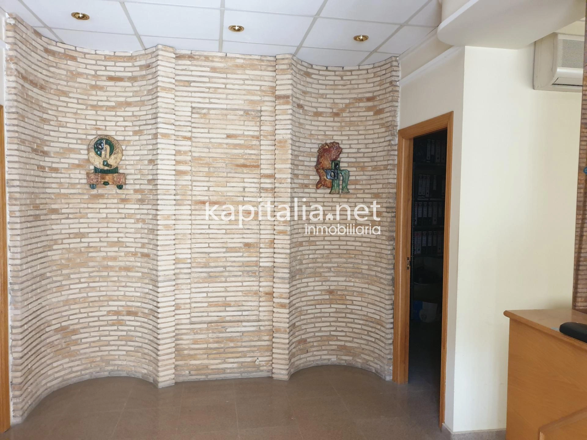 08720 - BAJO A LA VENTA EN ONTINYENT
