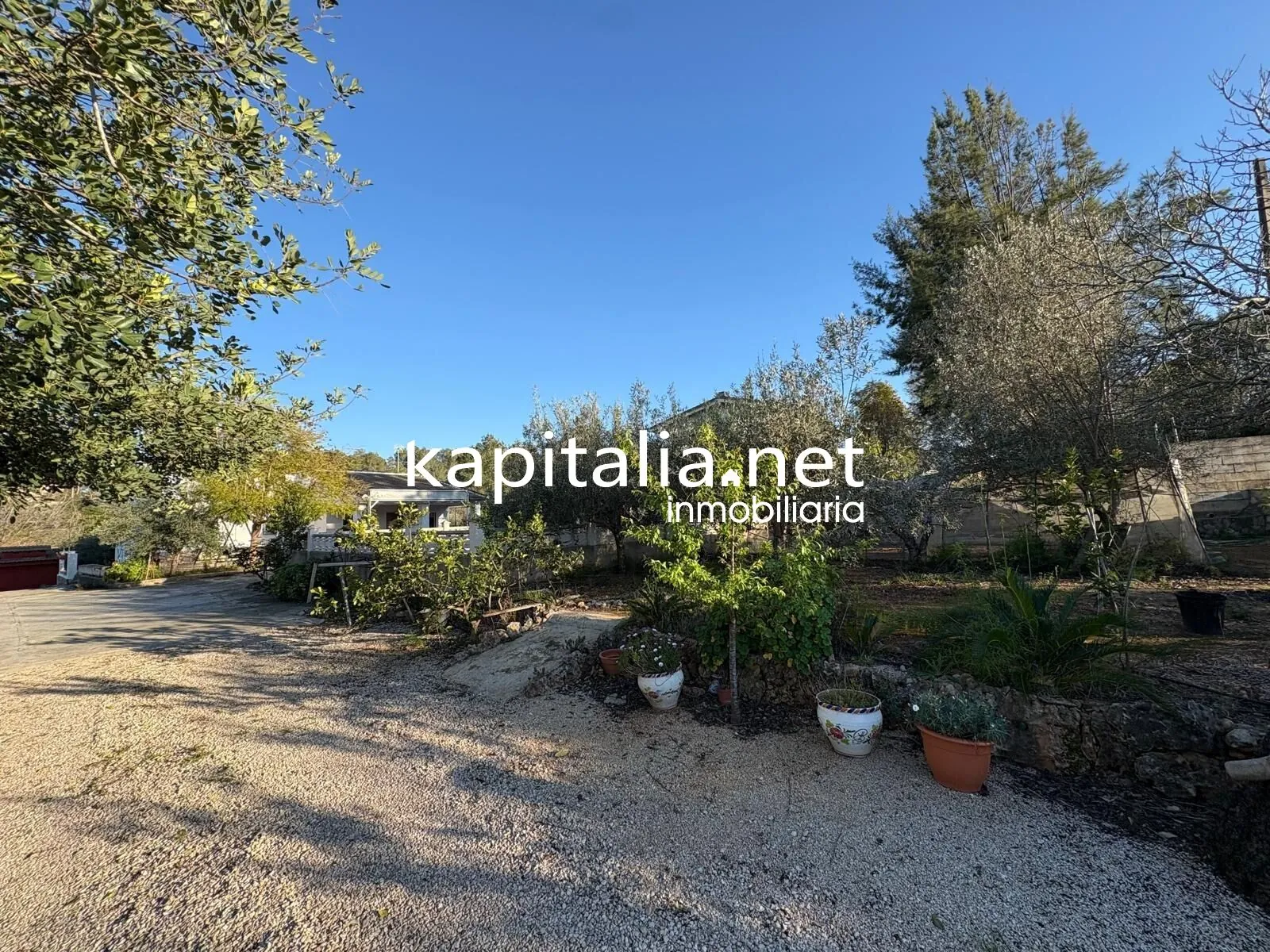 10347 - ESTUPENDO CHALET A LA VENTA A TAN SOLO 10 MINUTOS DE XATIVA