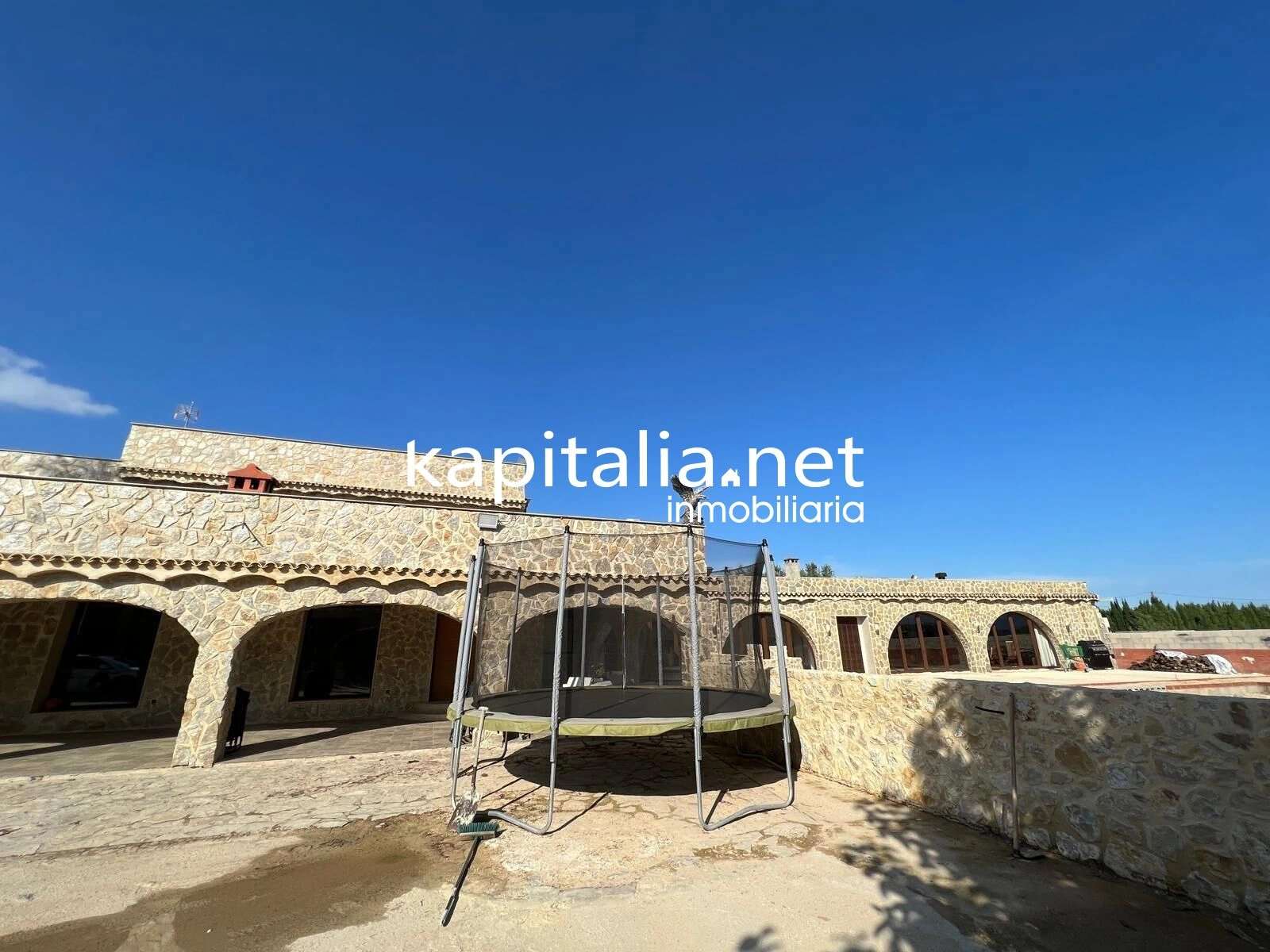 09245 - Espectacular chalet a la venta en Olleria