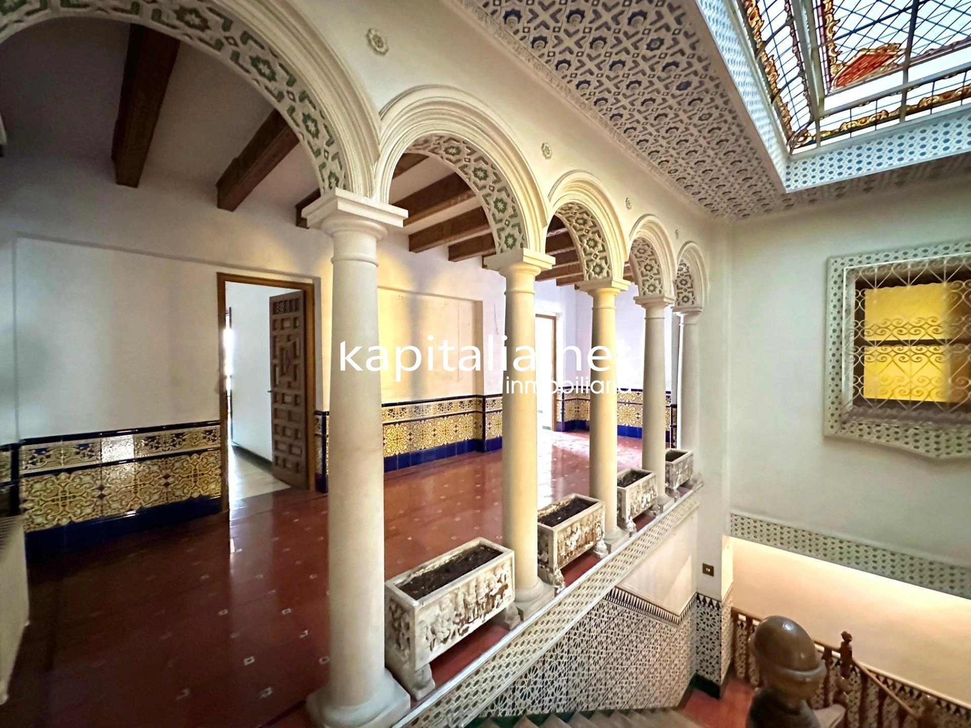 09750 - Gran casa con encanto a la venta en Alcoy