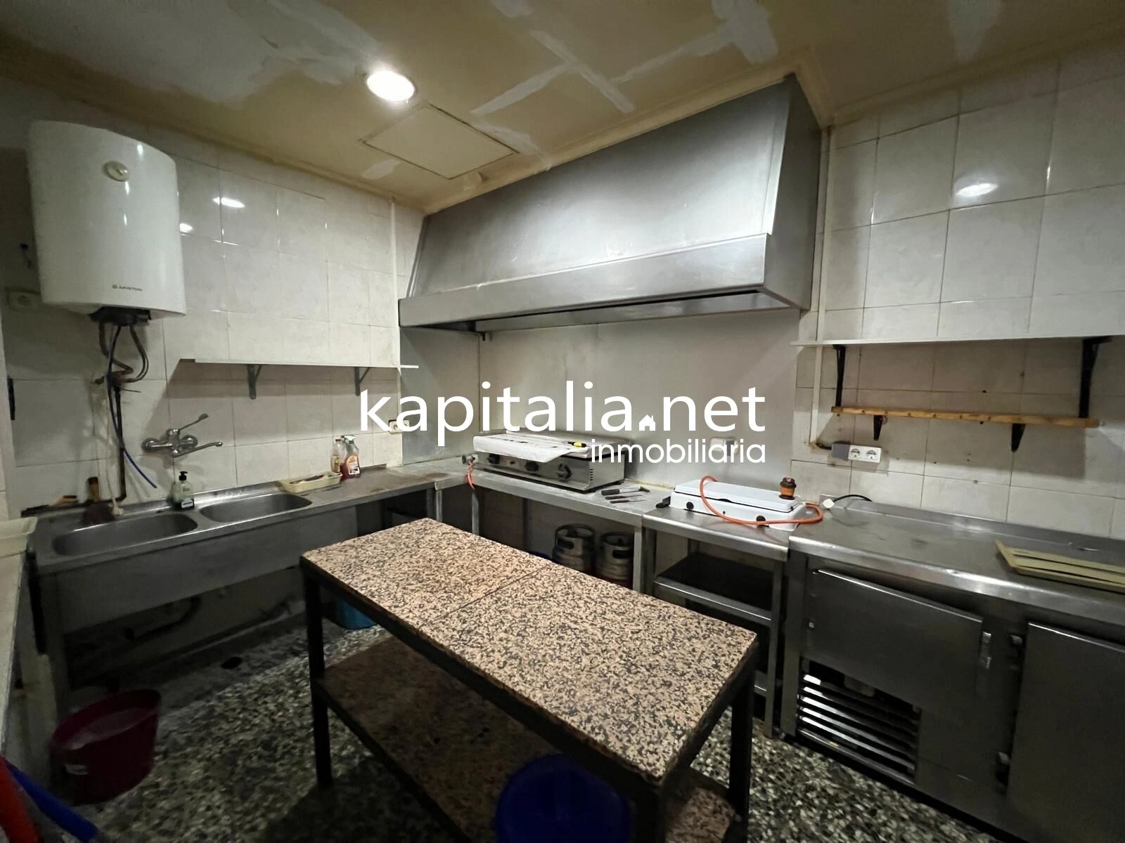 09579 - BAR-CAFETERIA A LA VENTA EN LA LLOSA DE RANES