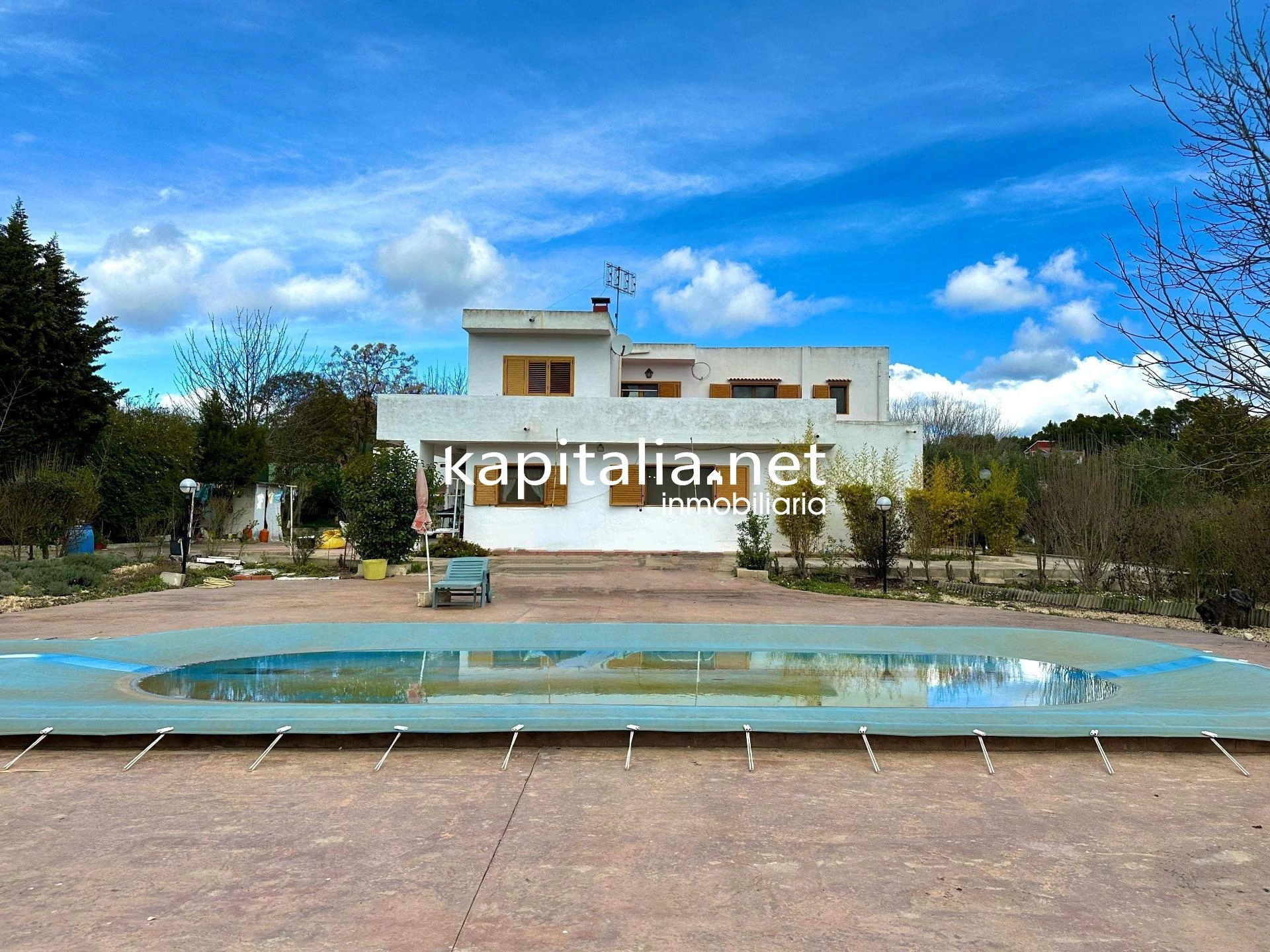 09812 - Chalet con vistas maravillosas a la venta en Alcoy