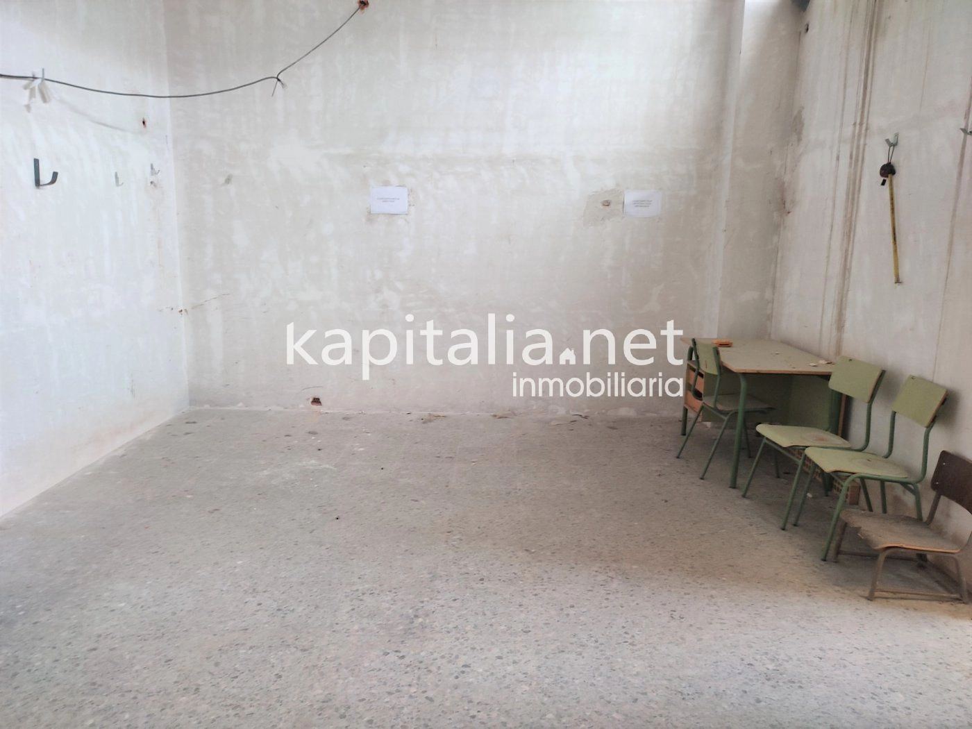 07055 - Commercial premises for rent in Ontinyent, San José area.