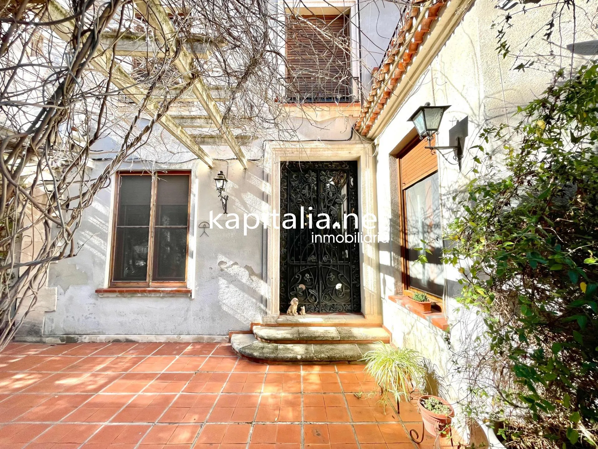 09693 - Gran casa señorial con gran jardín a la venta en Cocentaina!