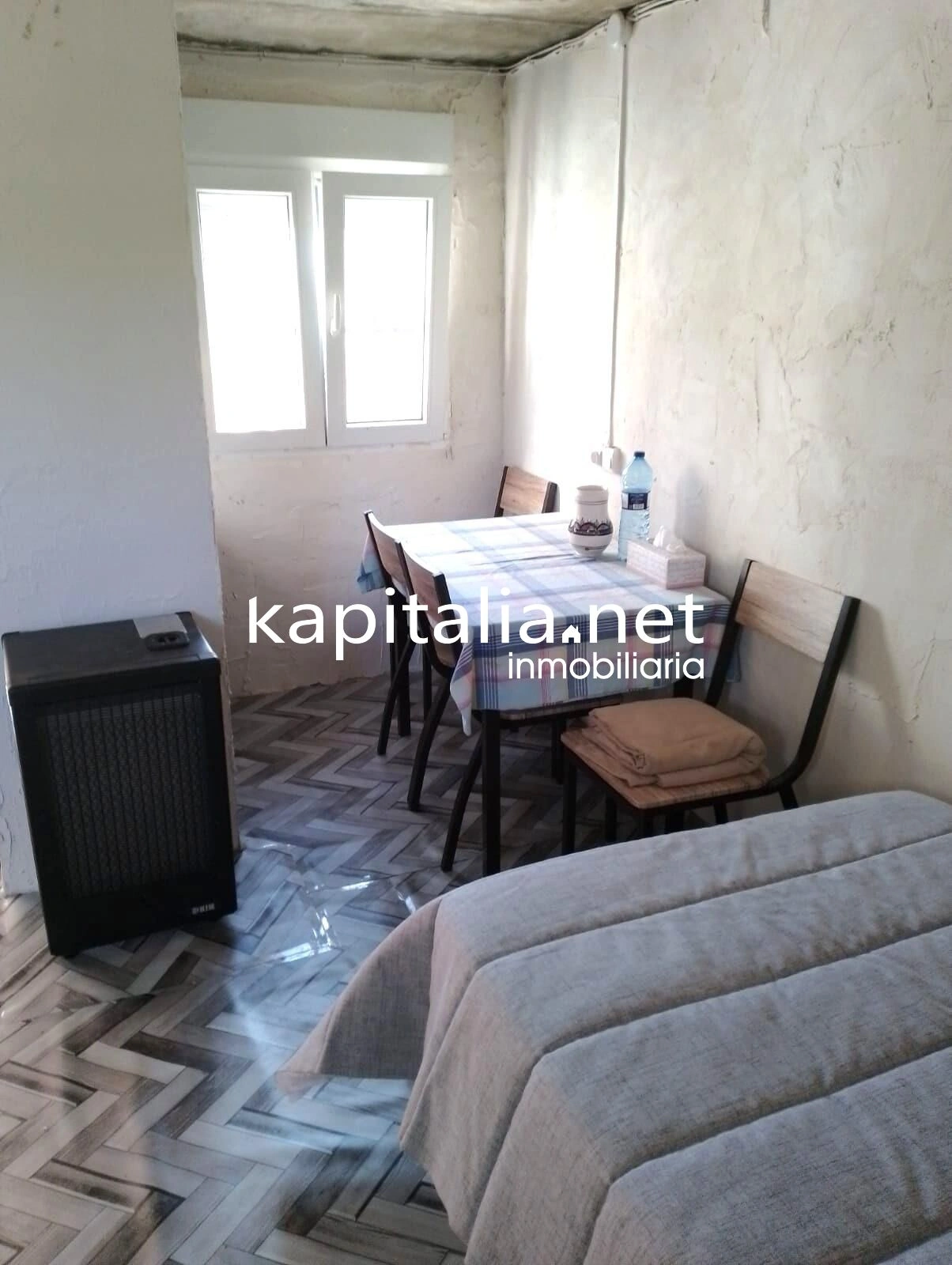 08891 - CASA CON TERRENO Y ALMACEN A LA VENTA EN ONTINYENT, UBICADA EN LA ZONA DE MORERA.