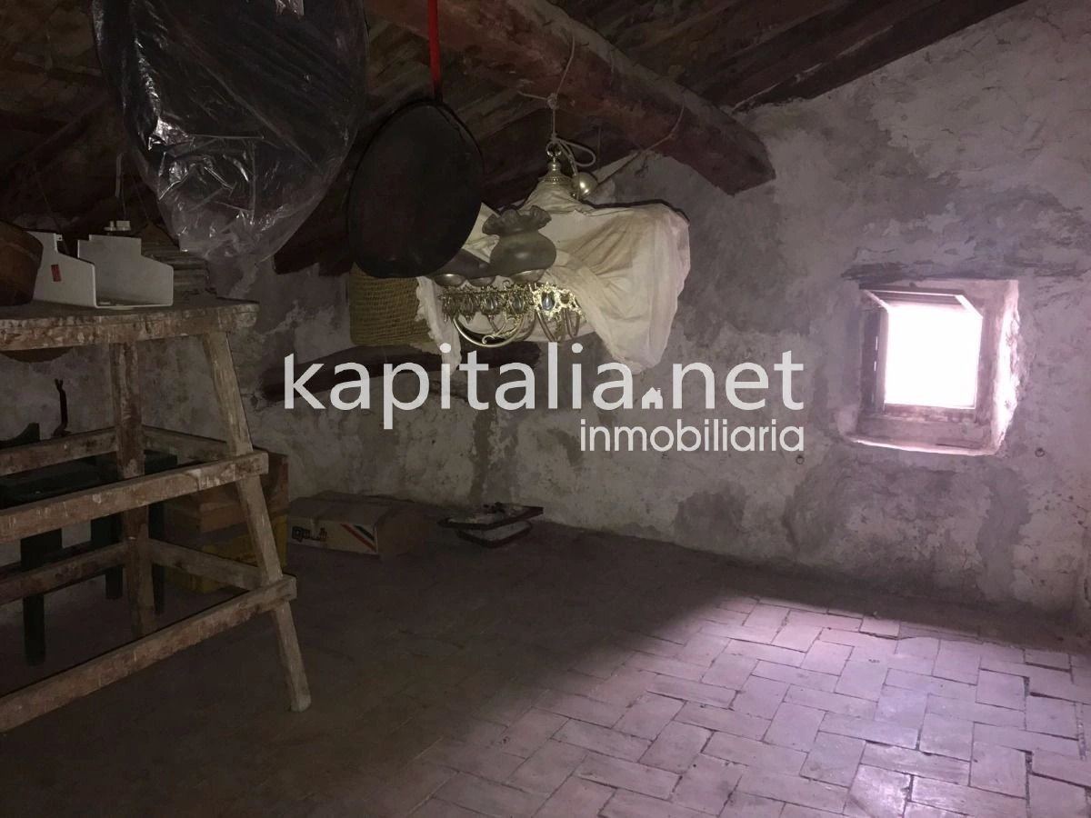 Casa de 500m2 a la venta en Bocairent