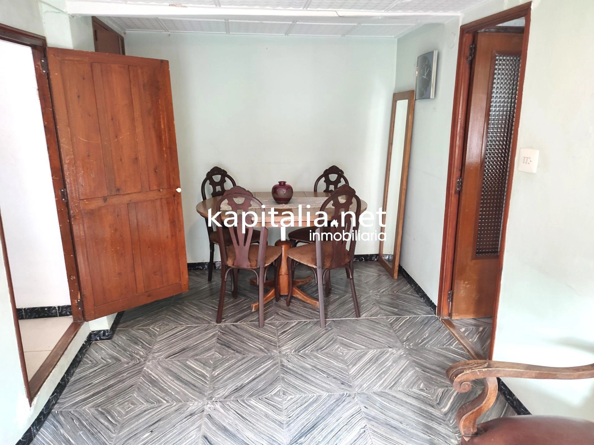 08871 - CASA A LA VENTA EN COCENTAINA, UBICADA EN ZONA ANTIGUA DEL PUEBLO.