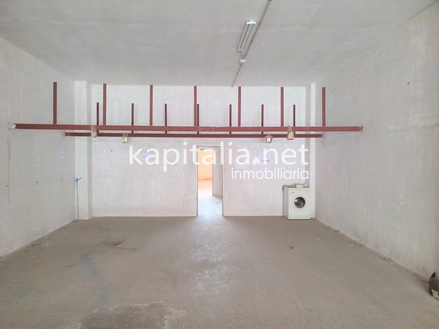 07055 - Commercial premises for rent in Ontinyent, San José area.