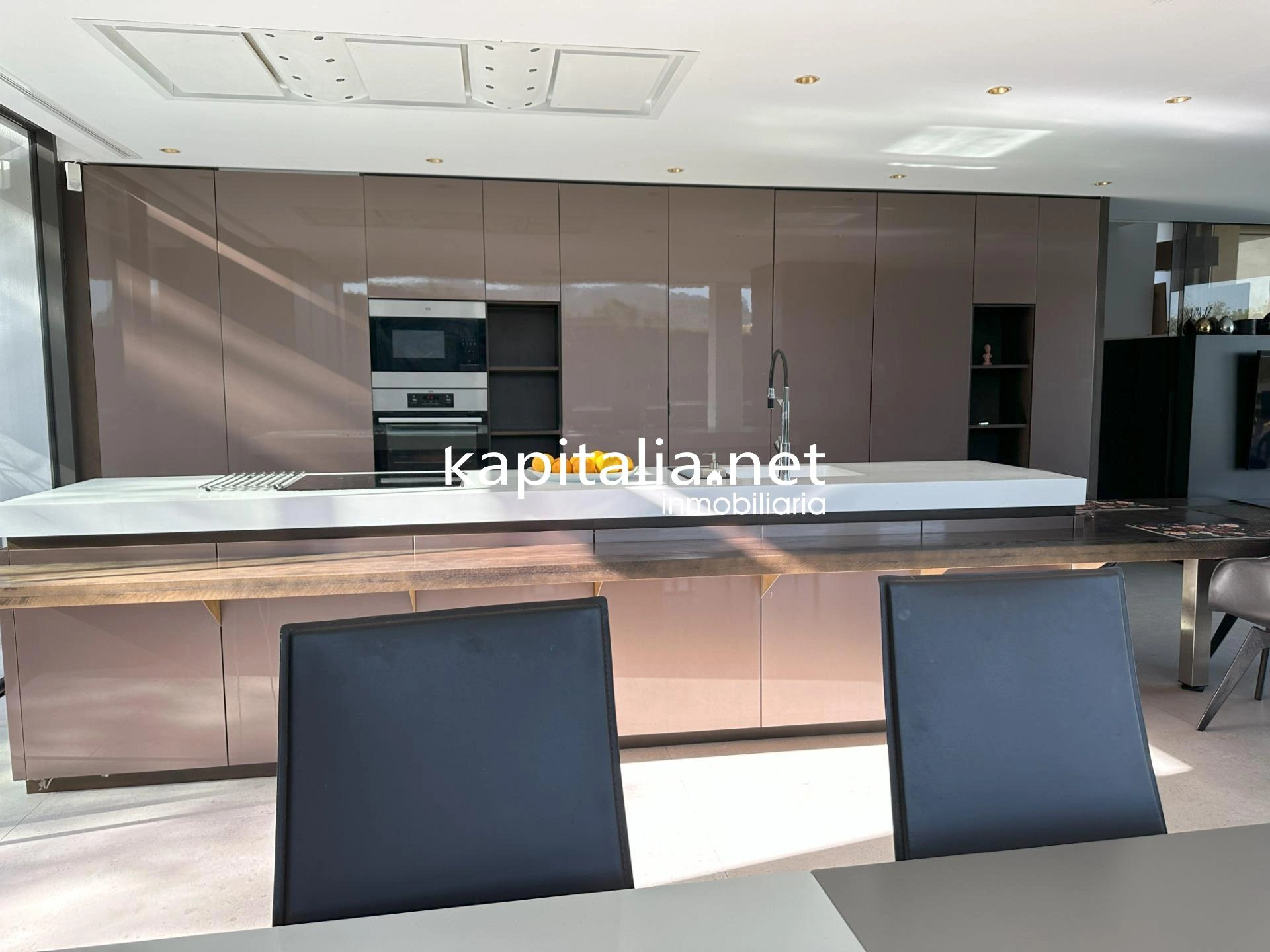 09605 - IMPRESIONANTE VILLA A LA VENTA EN LA PROVINCIA DE VALENCIA