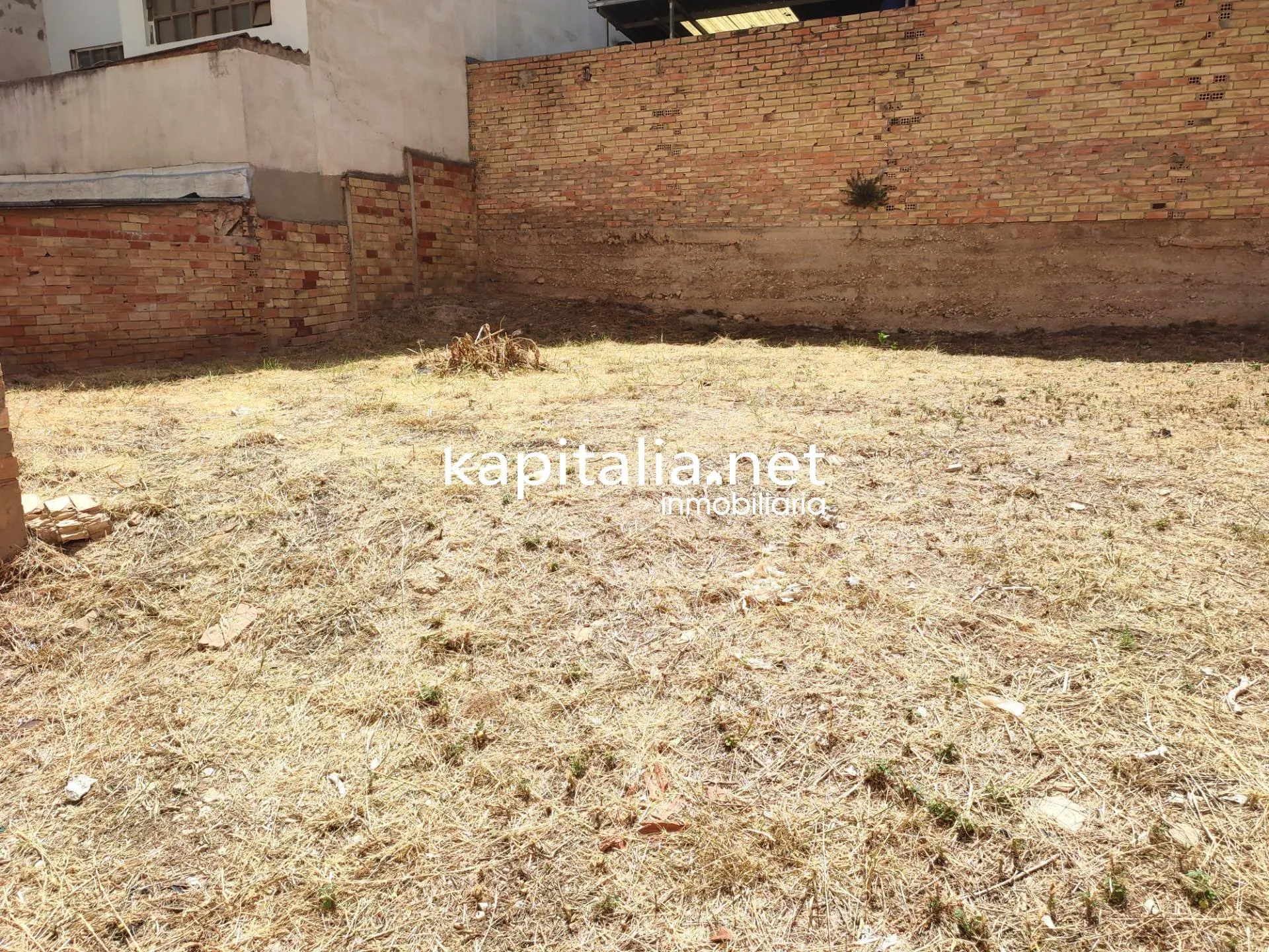 09327 - URBAN LAND FOR SALE IN ONTINYENT, LOCATED IN CENTRAL AREA.