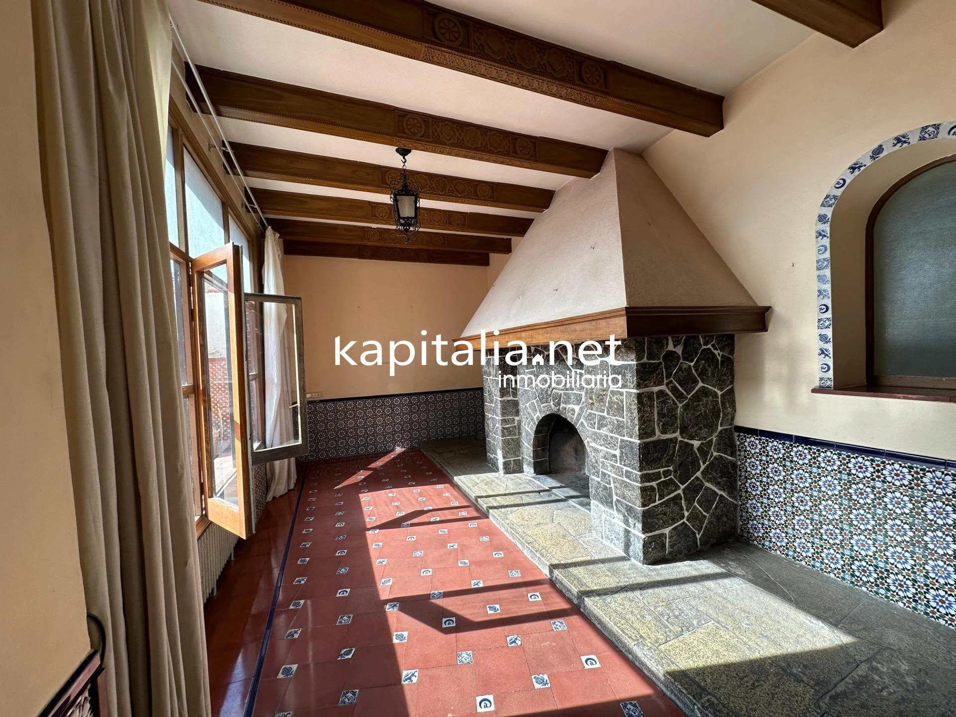 09750 - Gran casa con encanto a la venta en Alcoy