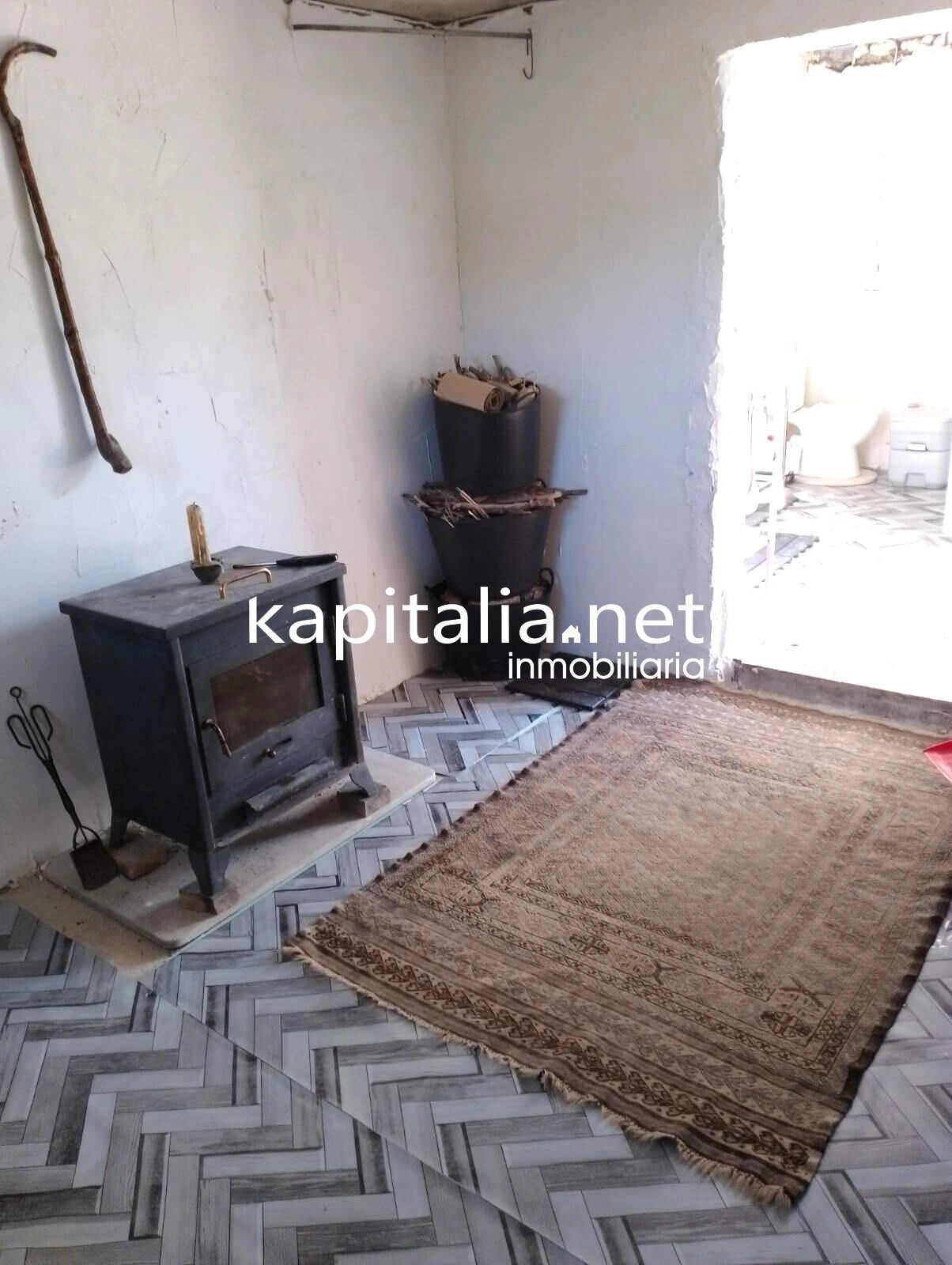 08891 - CASA CON TERRENO Y ALMACEN A LA VENTA EN ONTINYENT, UBICADA EN LA ZONA DE MORERA.