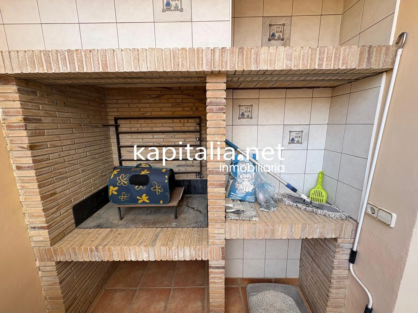 EXCLUSIVE SEMI-DETACHED HOUSE FOR SALE, READY TO MOVE INTO IN ANNA