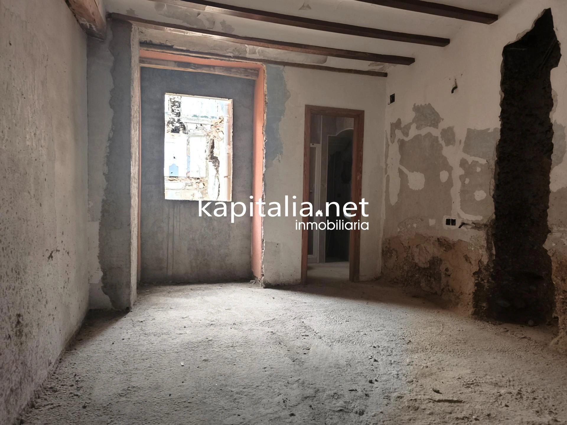 10096 - CASA PARA REFORMAR A LA VENTA EN COCENTAINA