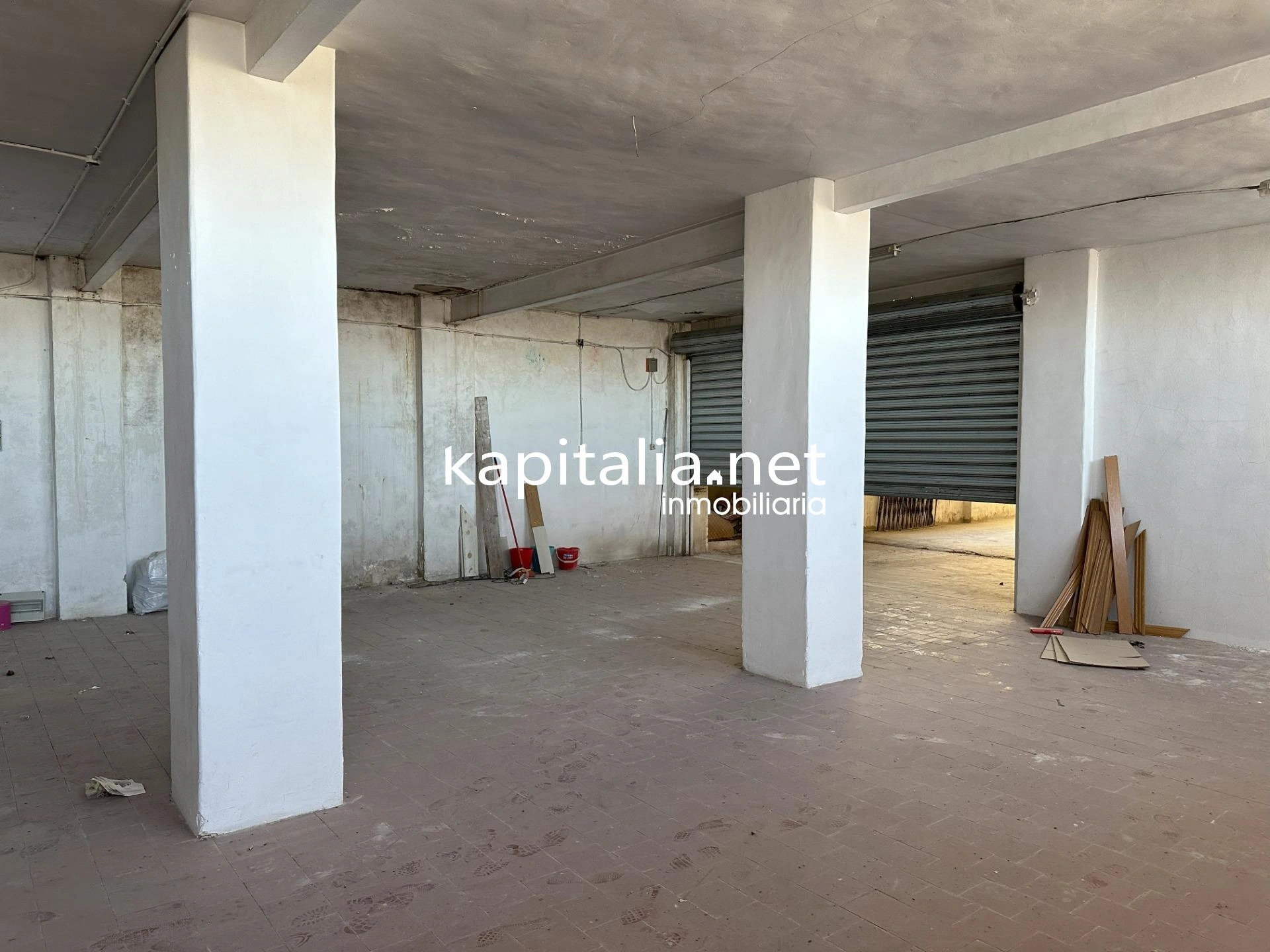 GRAN CASA A LA VENTA EN CENTRO DE BOCAIRENT