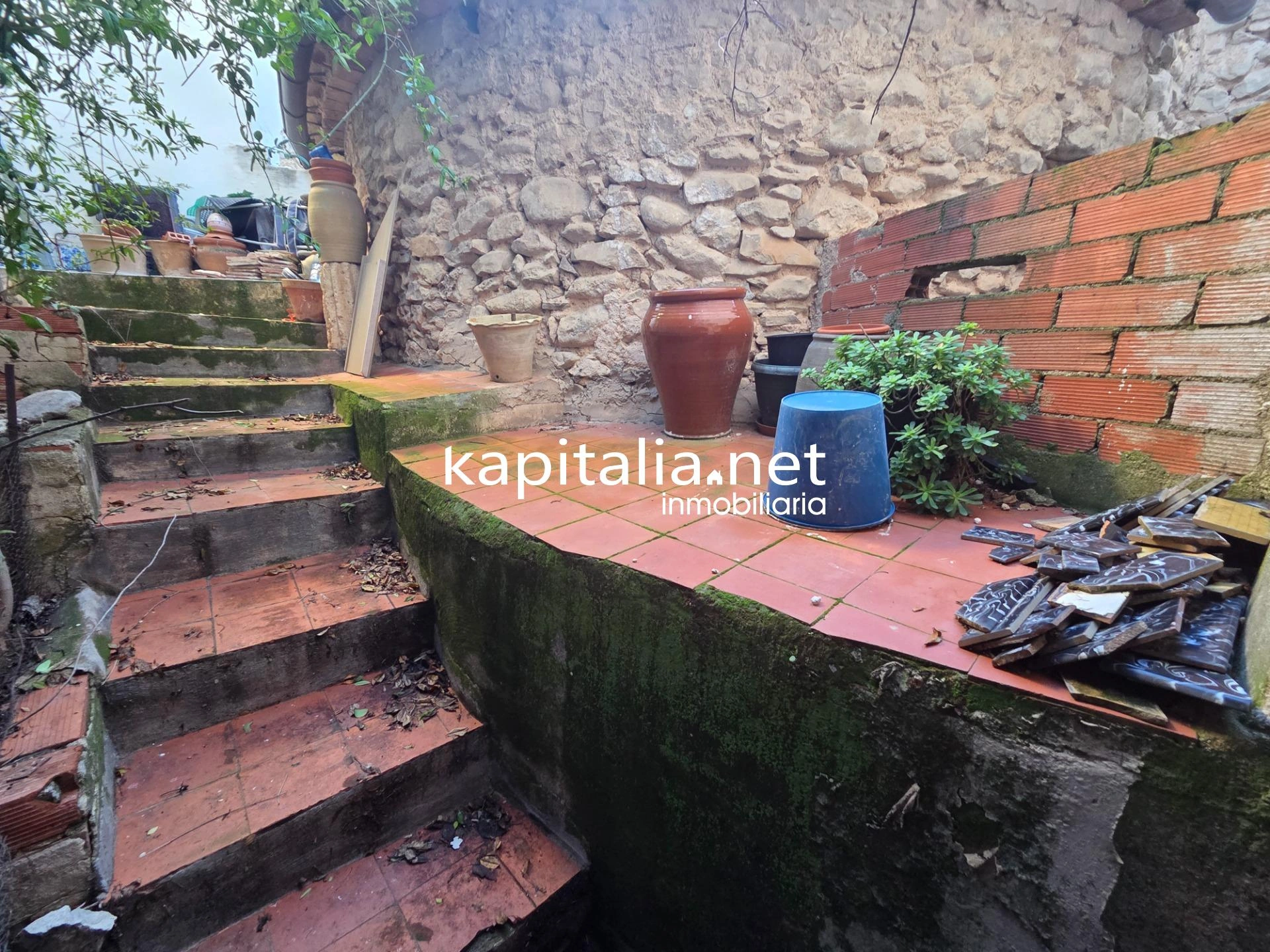 10127 - Encantadora Casa en Quatretondeta - Ideal para Entrar a Vivir