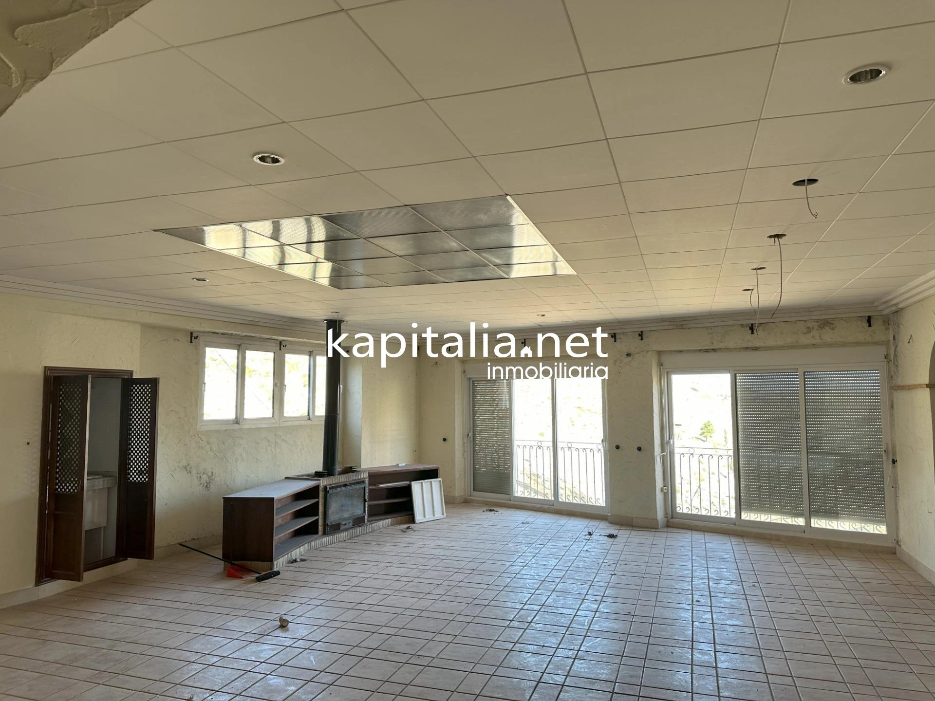 GRAN CASA A LA VENTA EN CENTRO DE BOCAIRENT