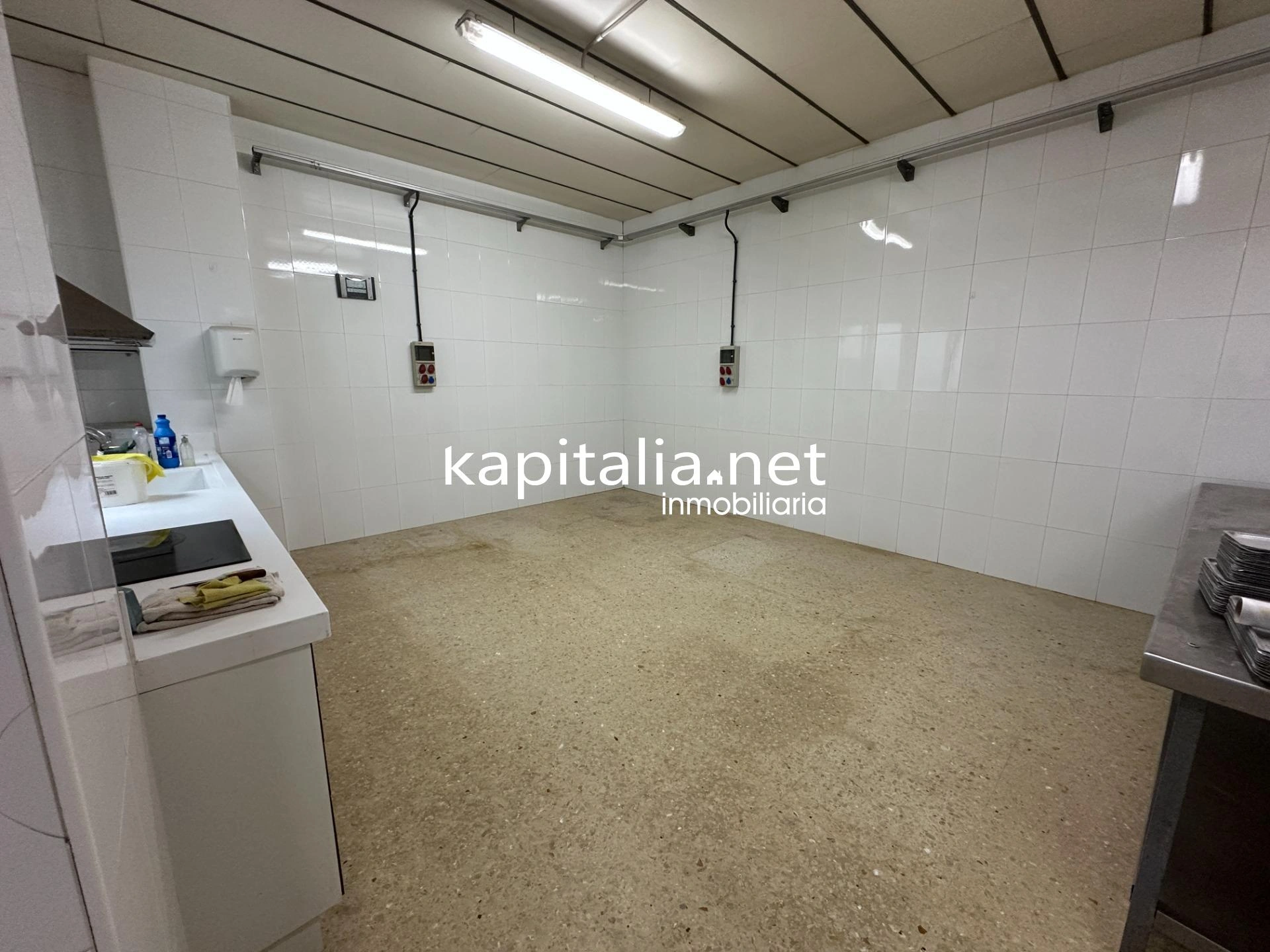 09550 - TRASPASO DE NEGOCIO Y VENTA DE LOCAL COMERCIAL
