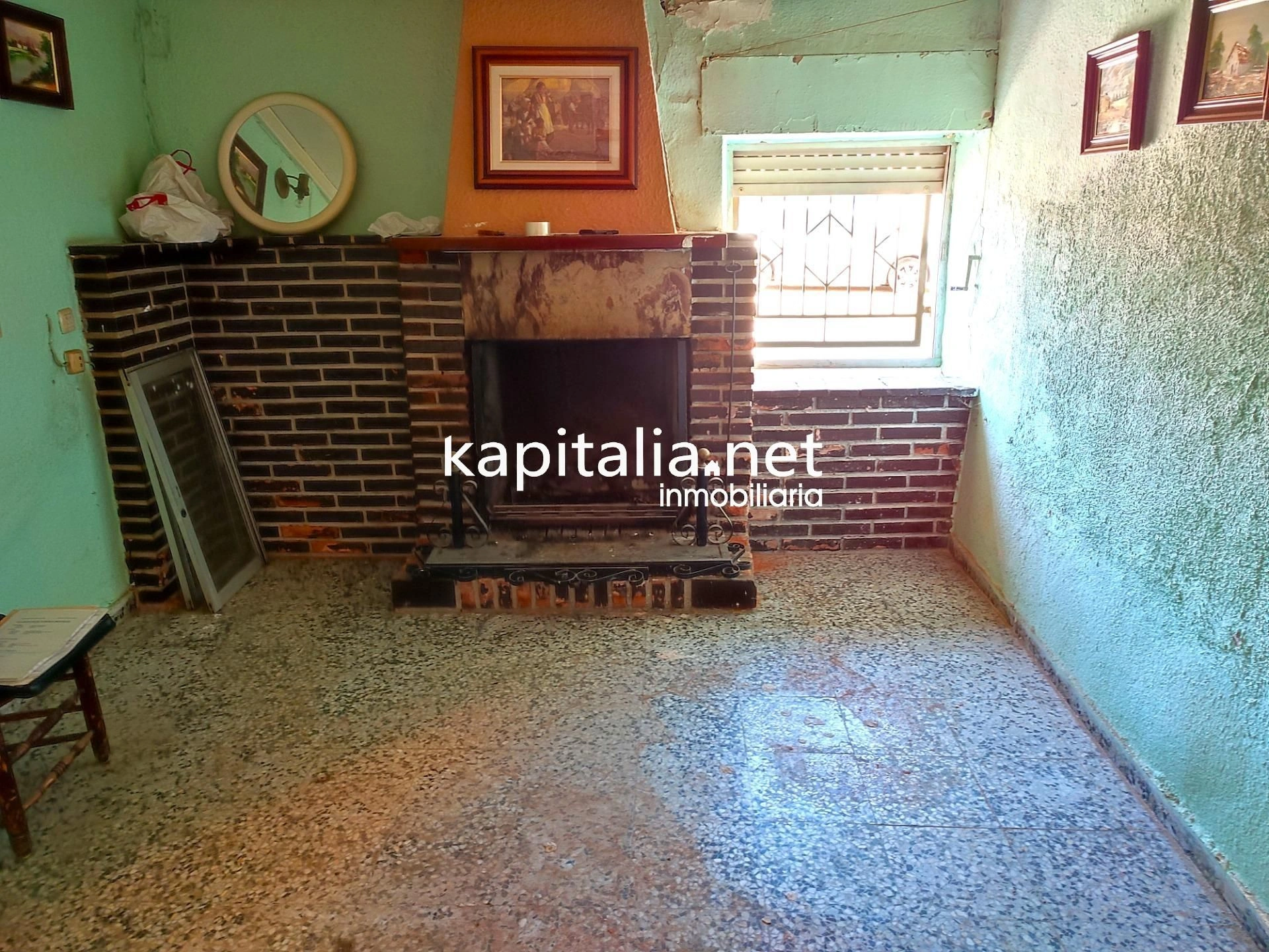 08184 - CASA PARA REFORMAR A LA VENTA EN L´ALCUDIA DE CRESPINS.