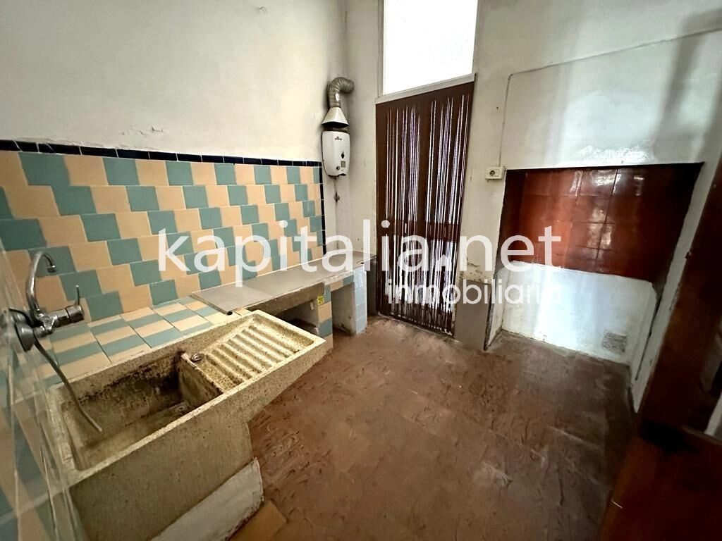 08338 - Property for Rent in Ontinyent