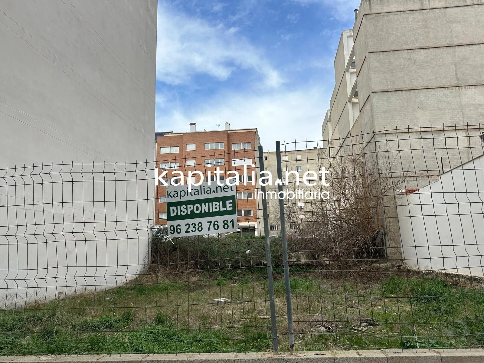 09690 - Solar urbano en venta en L´Olleria (Valencia)