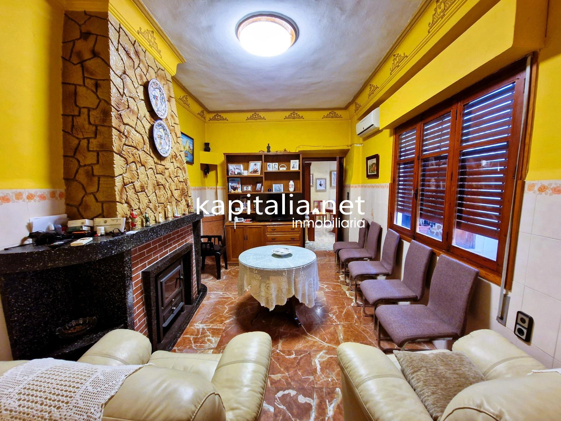 09323 - Gran casa a la venta en la zona de Sant Jaume de la ciudad de Xativa