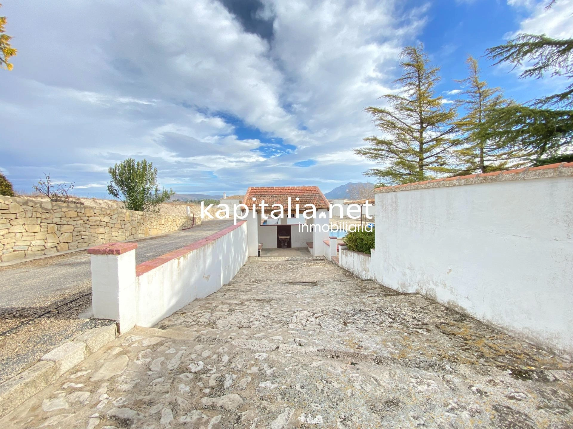 09843 - Masia en Penaguila