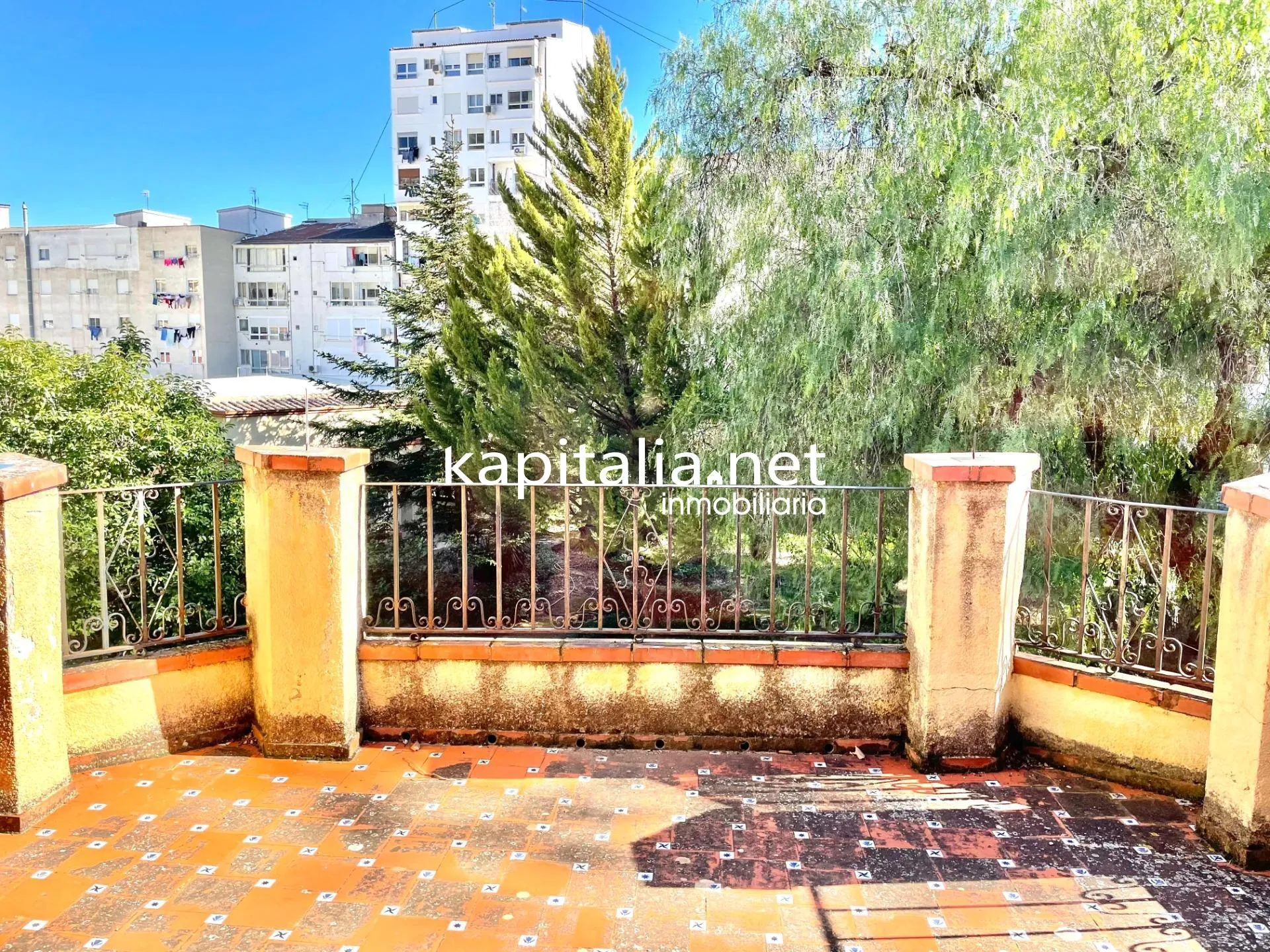 09693 - Gran casa señorial con gran jardín a la venta en Cocentaina!