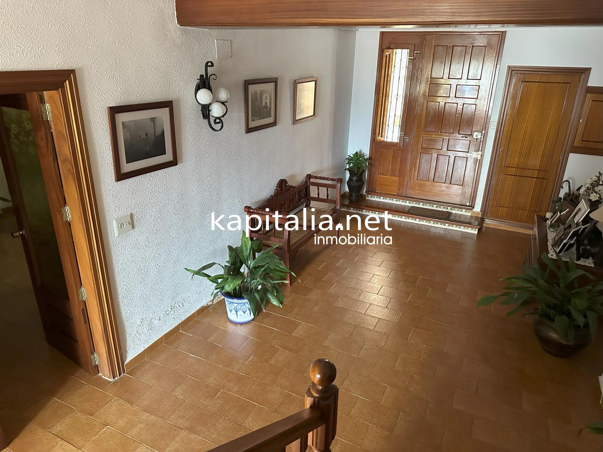 ESPECTACULAR CASA A LA VENTA EN AGULLENT