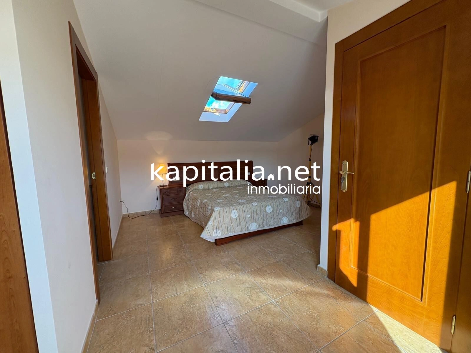 EXCLUSIVE SEMI-DETACHED HOUSE FOR SALE, READY TO MOVE INTO IN ANNA