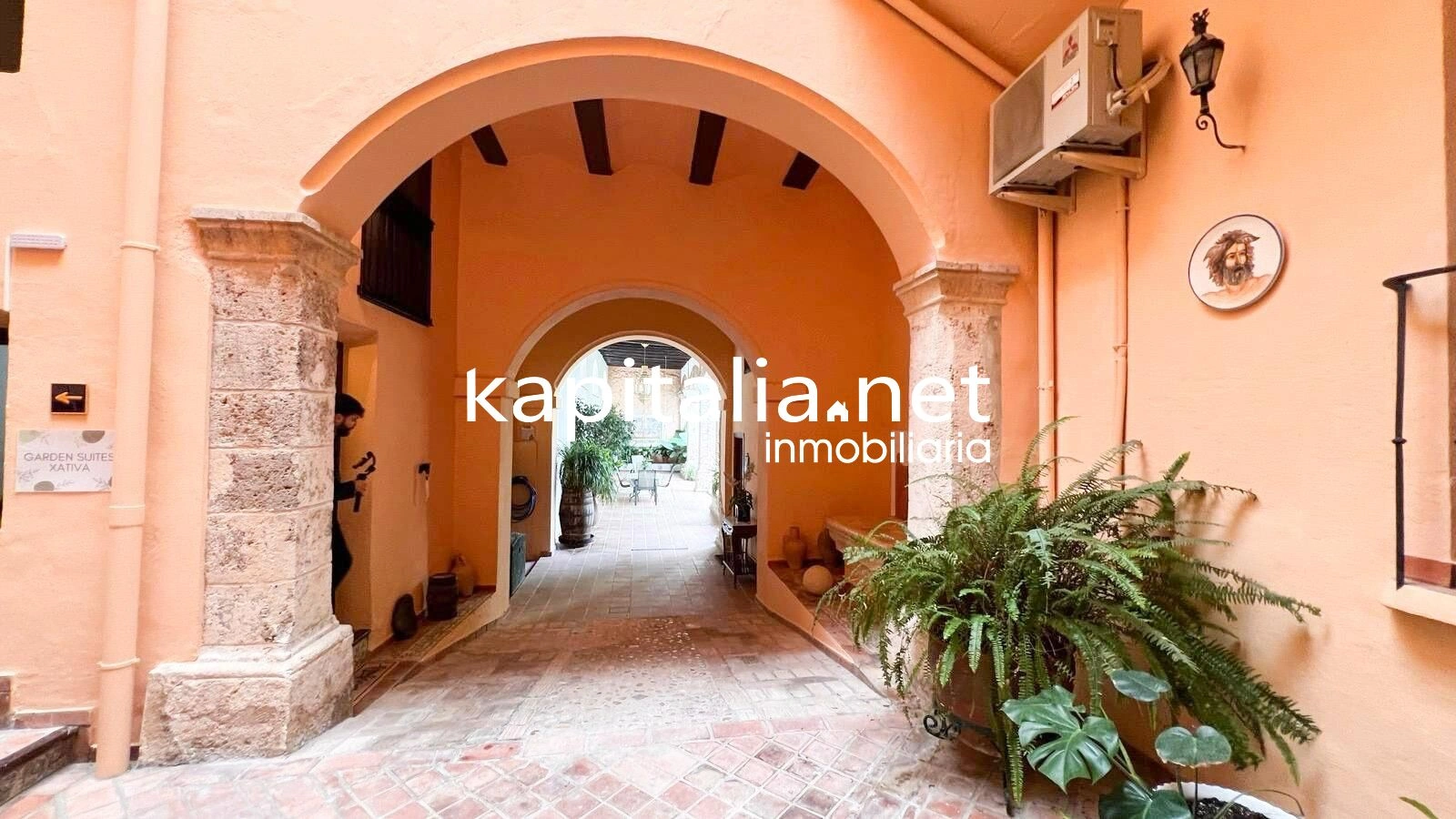 09222 - CASA RURAL A LA VENTA EN EL CENTRO DE XATIVA