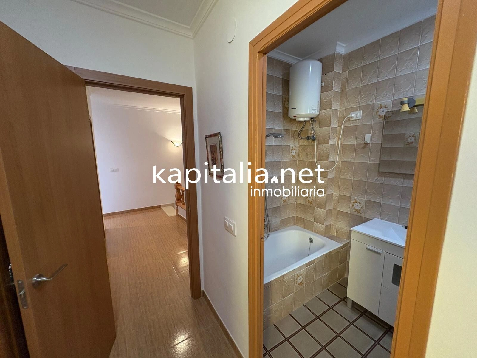 09930 - ESTUPENDO PISO DUPLEX CENTRICO A LA VENTA EN ENGUERA