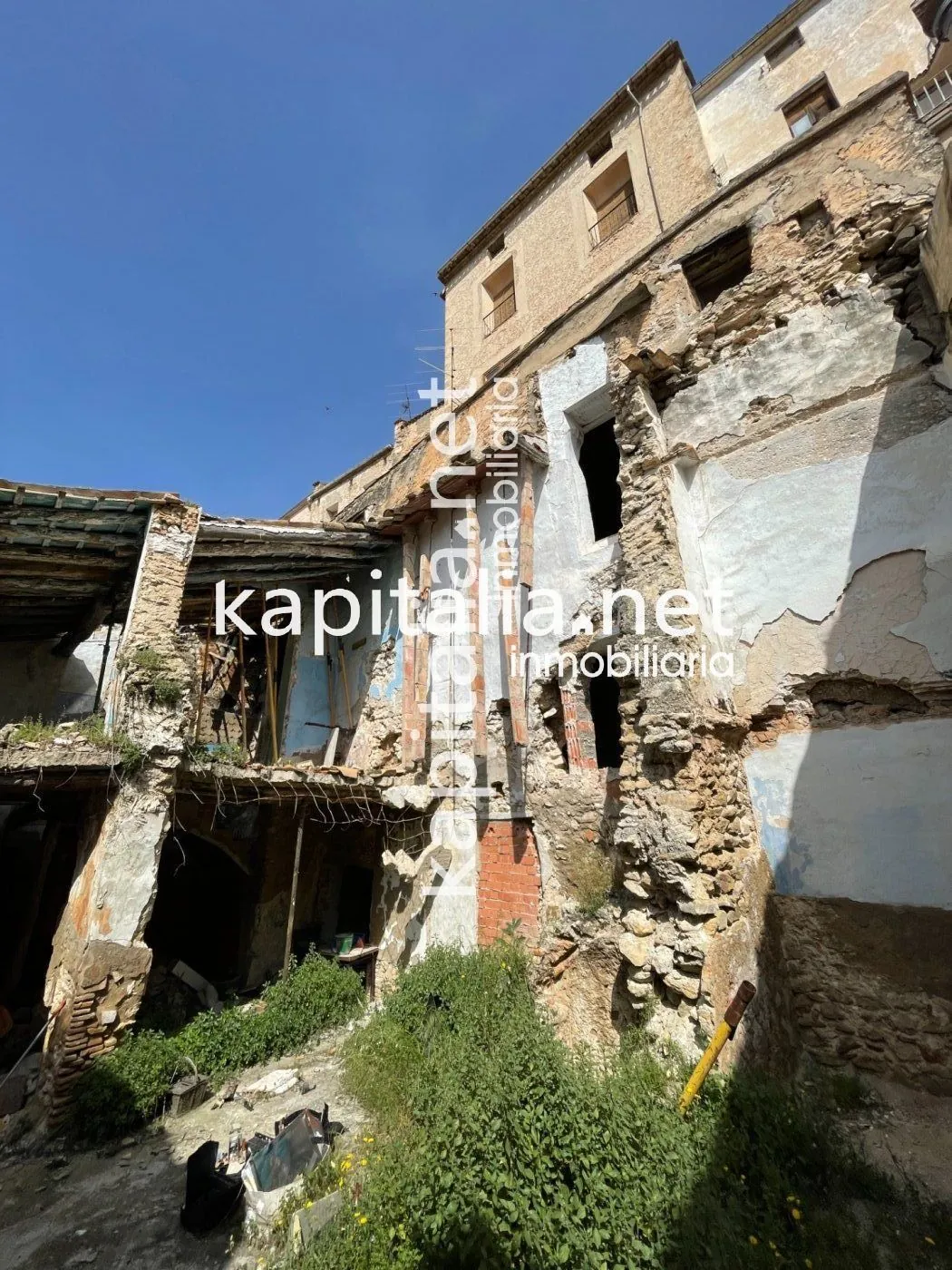 Caserio a la venta en Bocairent.