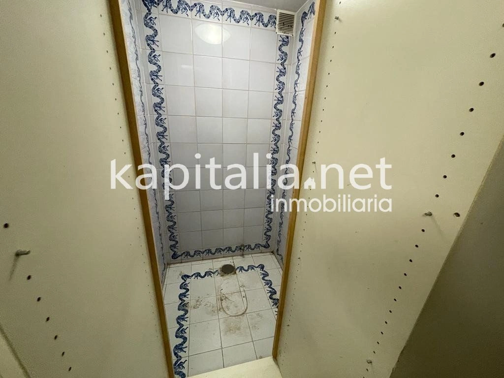 07775 - Commercial premises for rent in the centre of Valencia (Valencia)