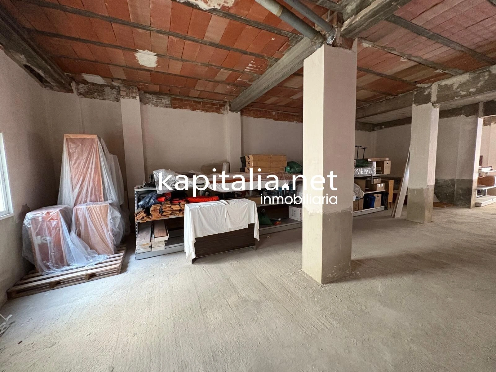 10173 - PLANTA BAJA DIAFANA IDEAL PARA CONVERTIR EN VIVENDA A LA VENTA EN LA LLOSA DE RANES