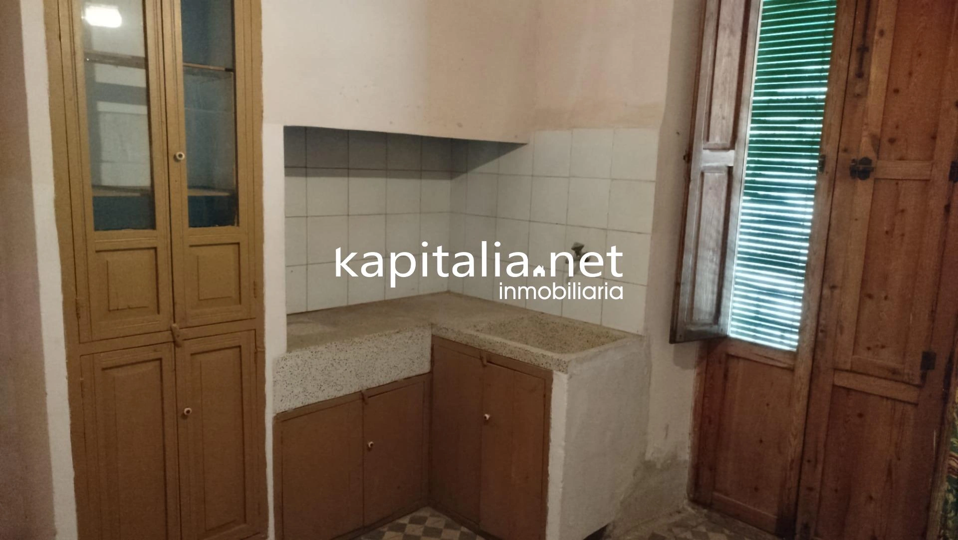CASA EN VENTA EN AGRES