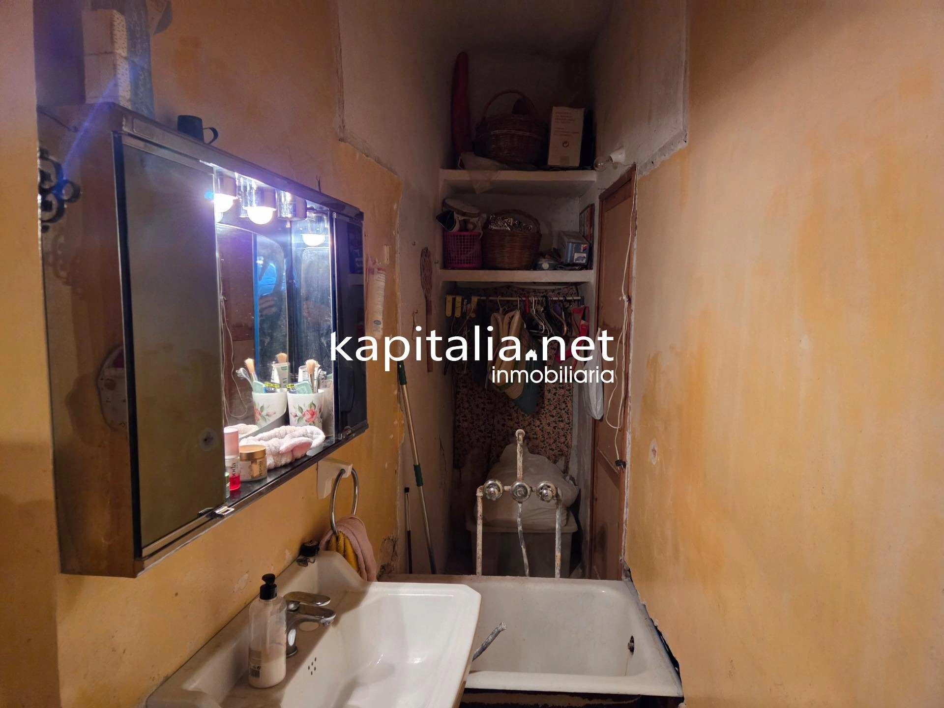 10127 - Encantadora Casa en Quatretondeta - Ideal para Entrar a Vivir