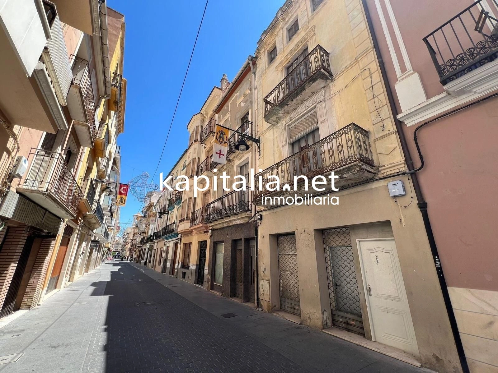 Casa a la venta en Ontinyent , zona centro .