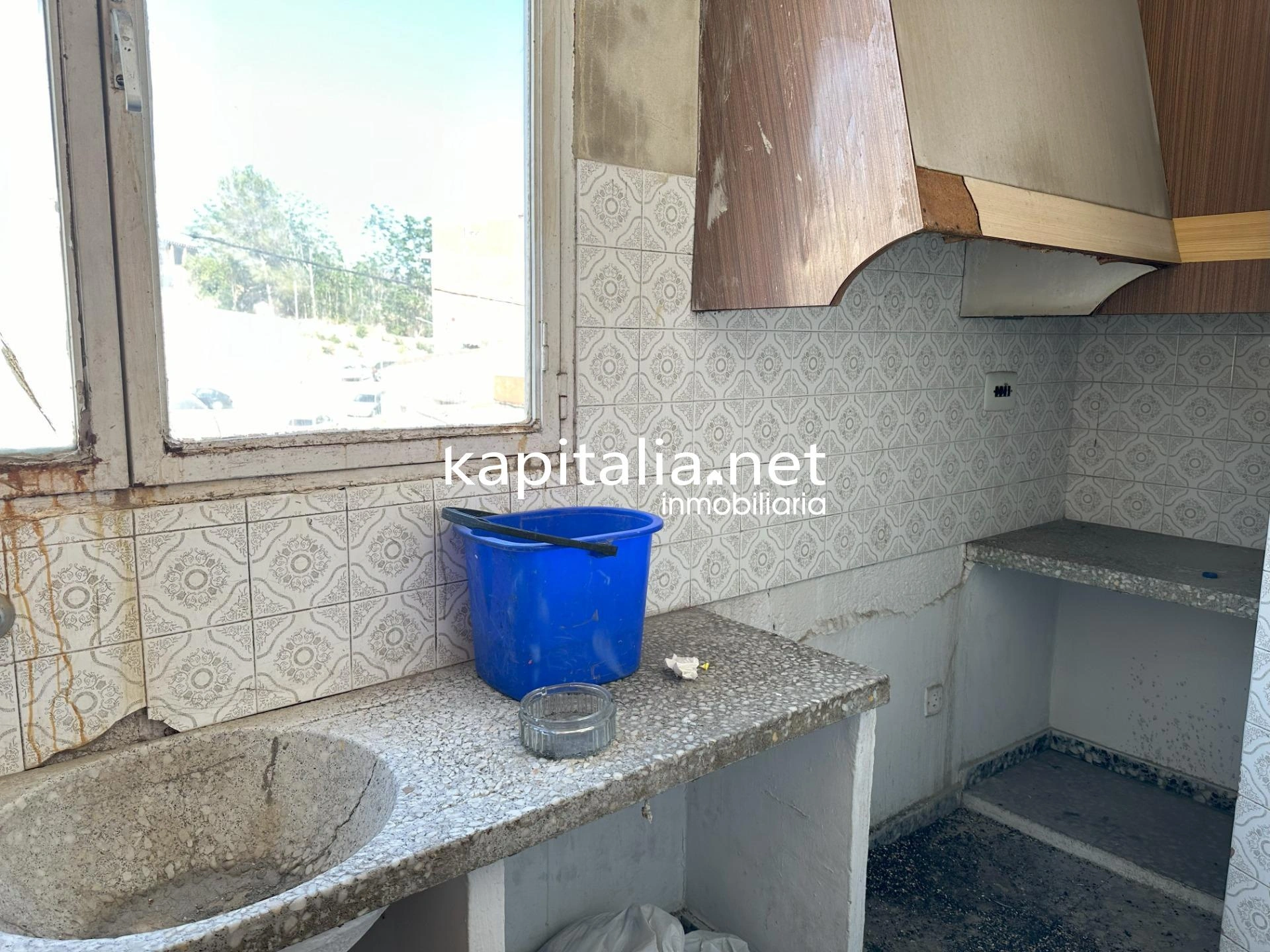 EDIFICIO EN VENTA EN LLUTXENT