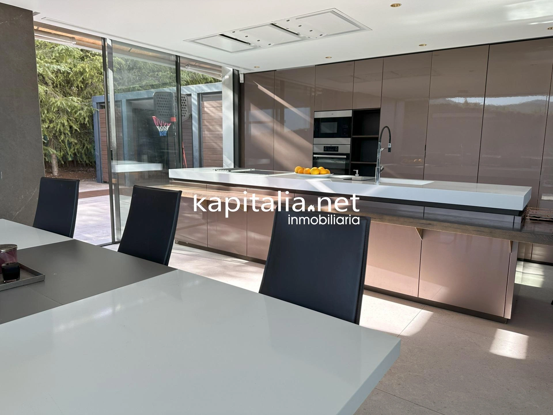 09605 - IMPRESIONANTE VILLA A LA VENTA EN LA PROVINCIA DE VALENCIA