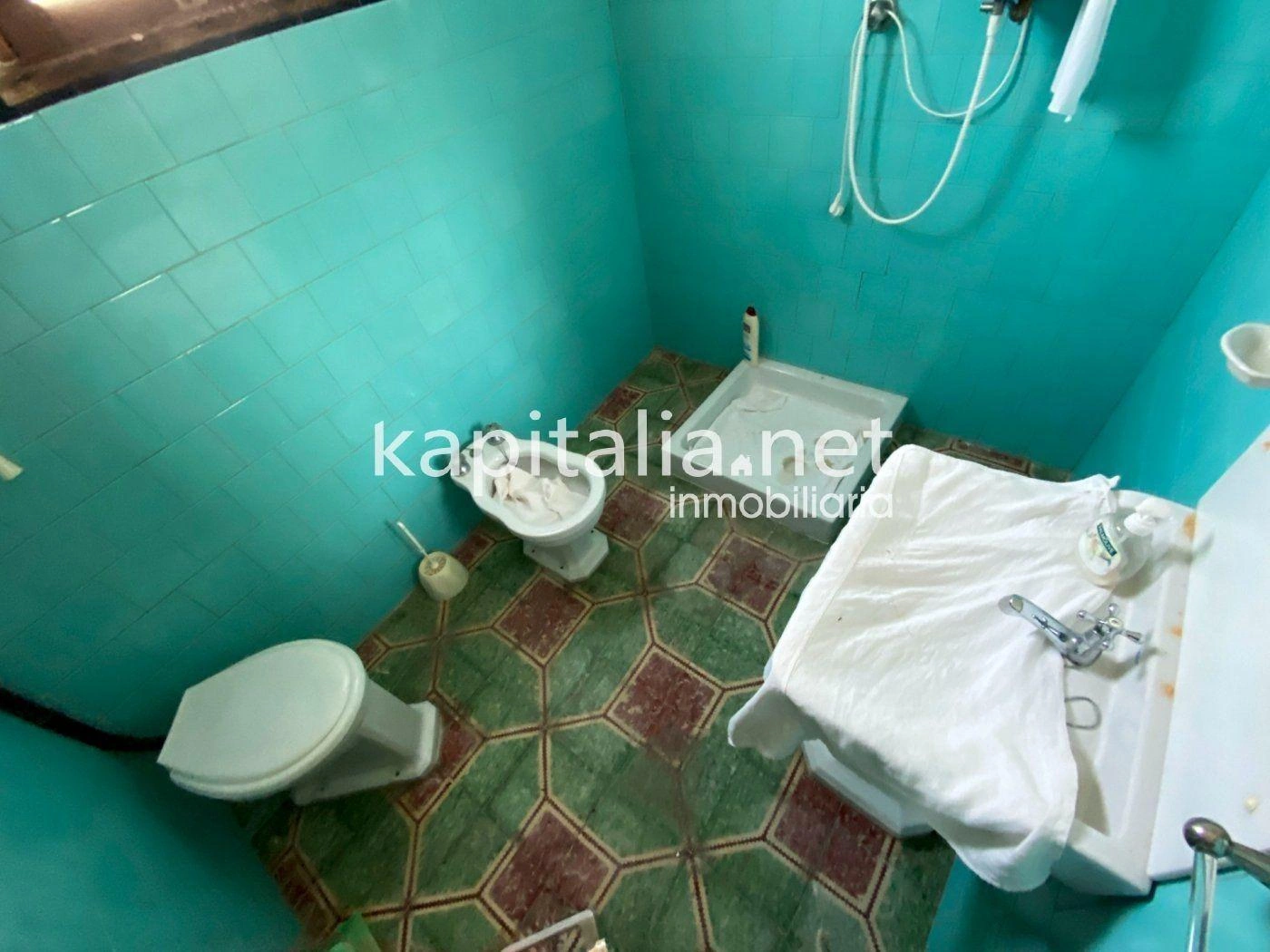 09802 - Casa de pueblo a la venta en Salem