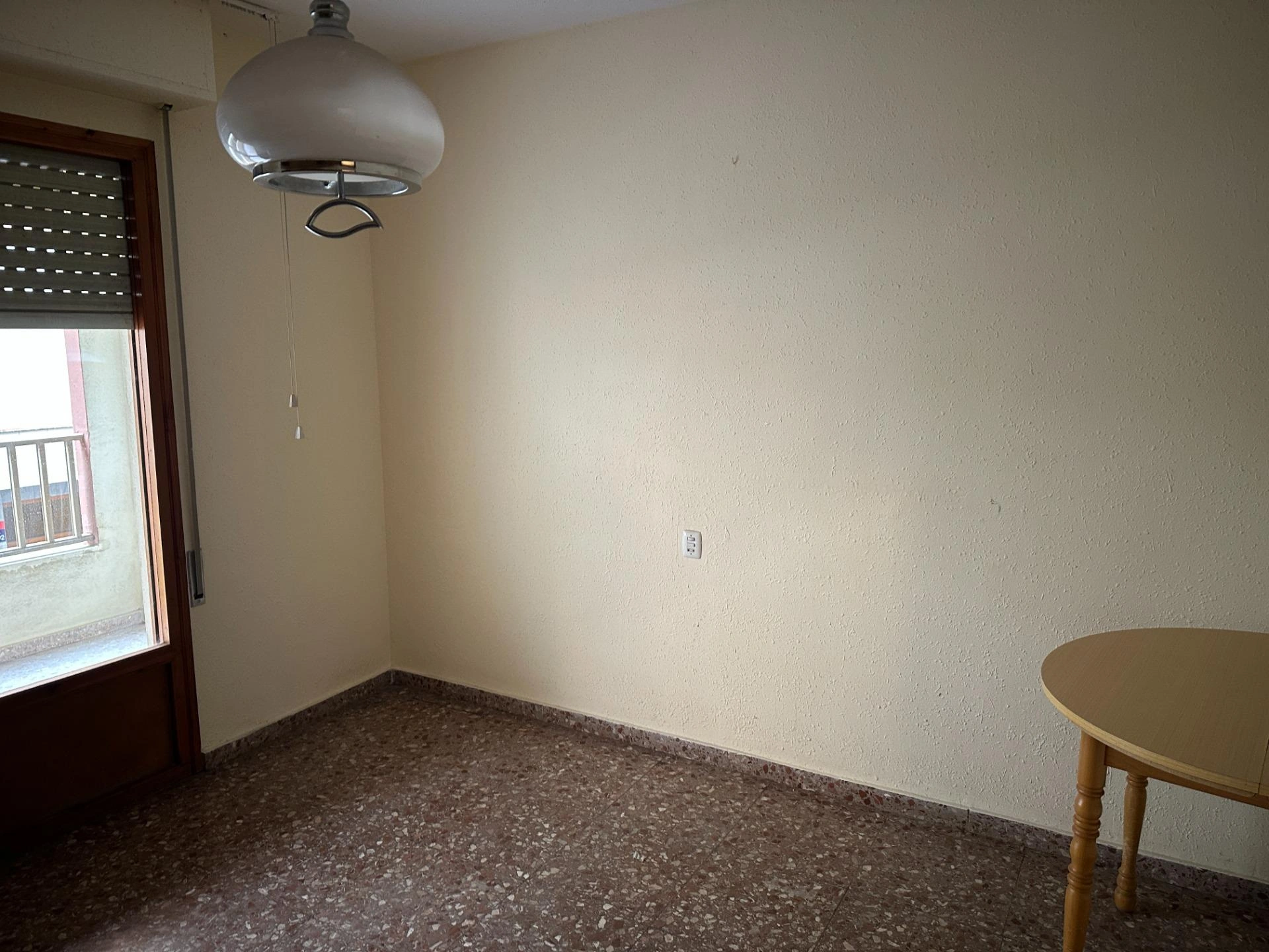 PISO CÉNTRICO CON GRAN TERRAZA A LA VENTA EN ONTINYENT