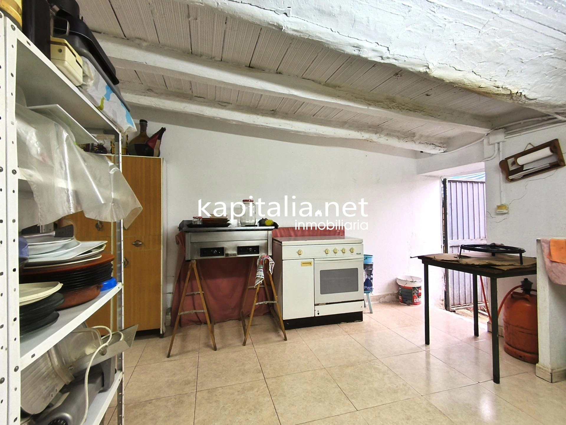 10199 - CASA A LA VENTA PARA REFORMAR CON BUENA UBICACIÓN.