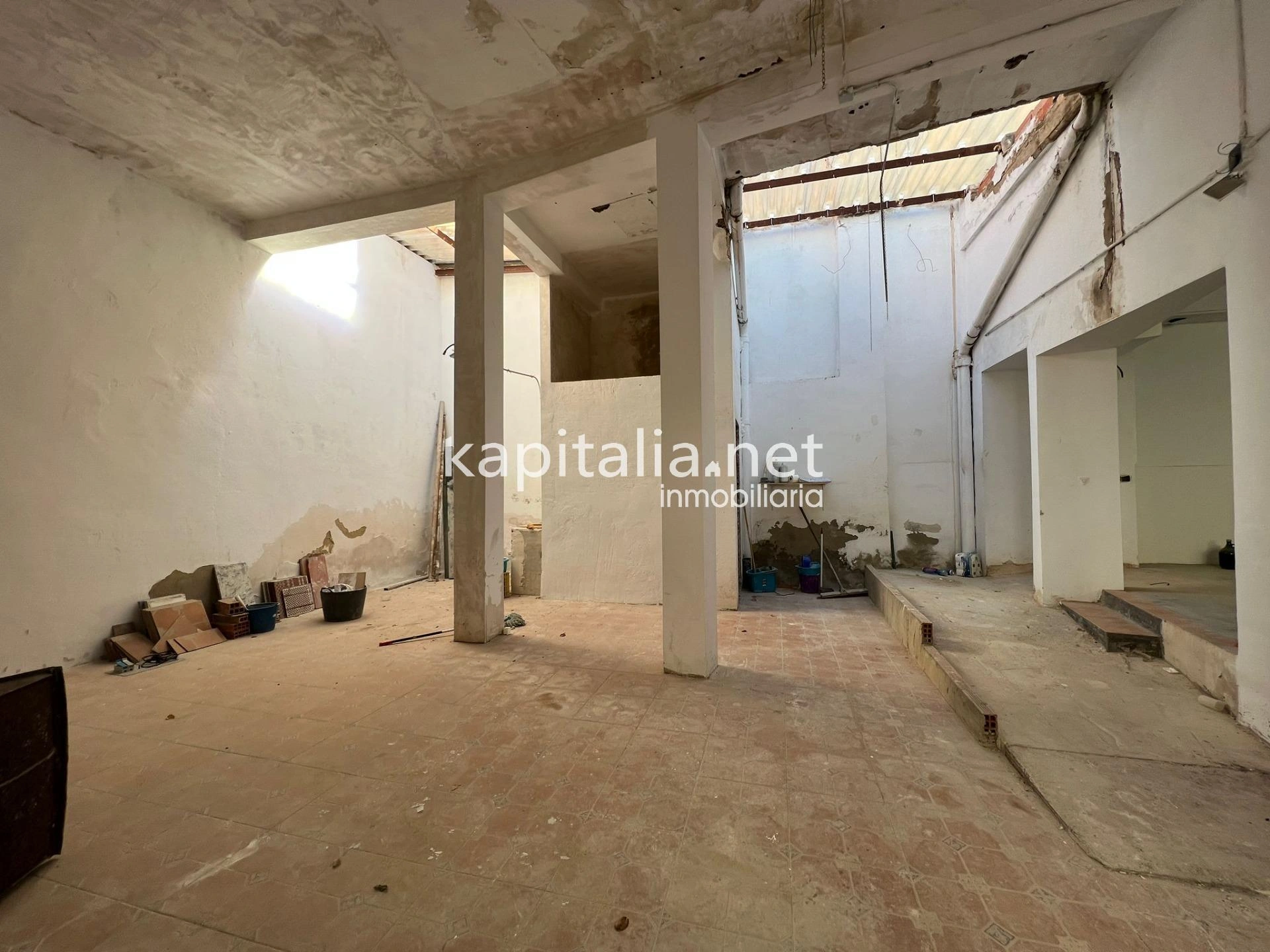 08370 - Local comercial a la venta en Ontinyent, zona Sant Antoni