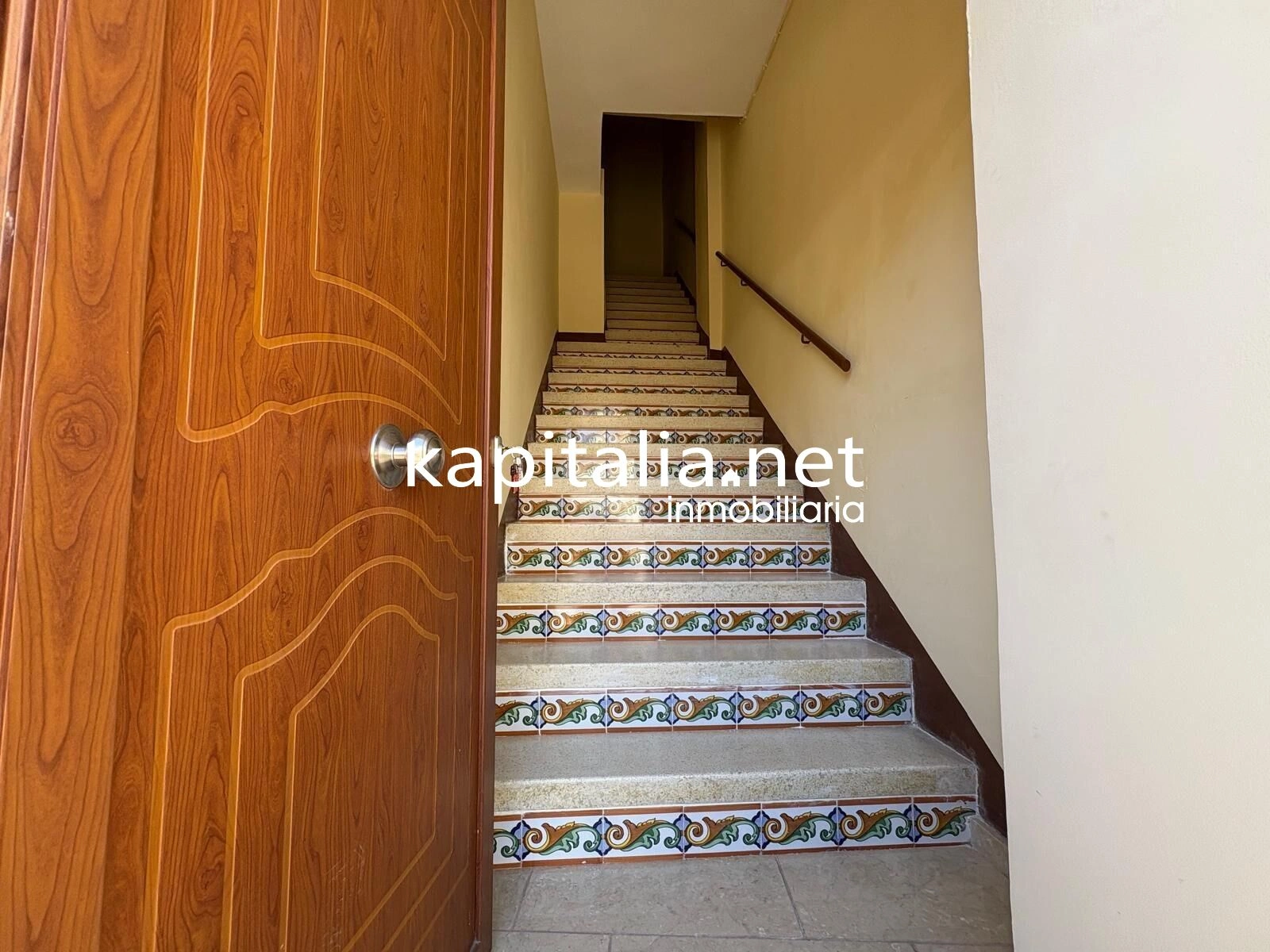 09930 - ESTUPENDO PISO DUPLEX CENTRICO A LA VENTA EN ENGUERA