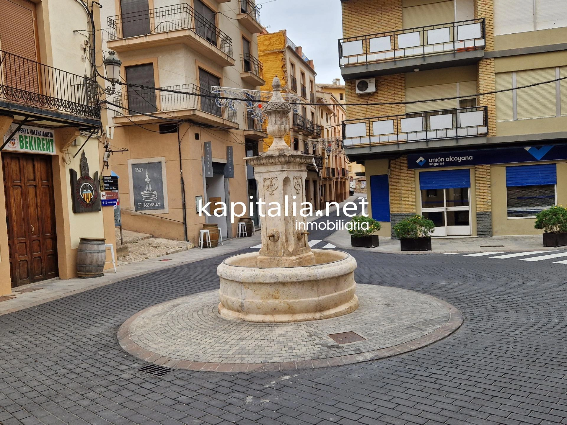 08830 - Traspaso de restaurante en funcionamiento en Bocairent.