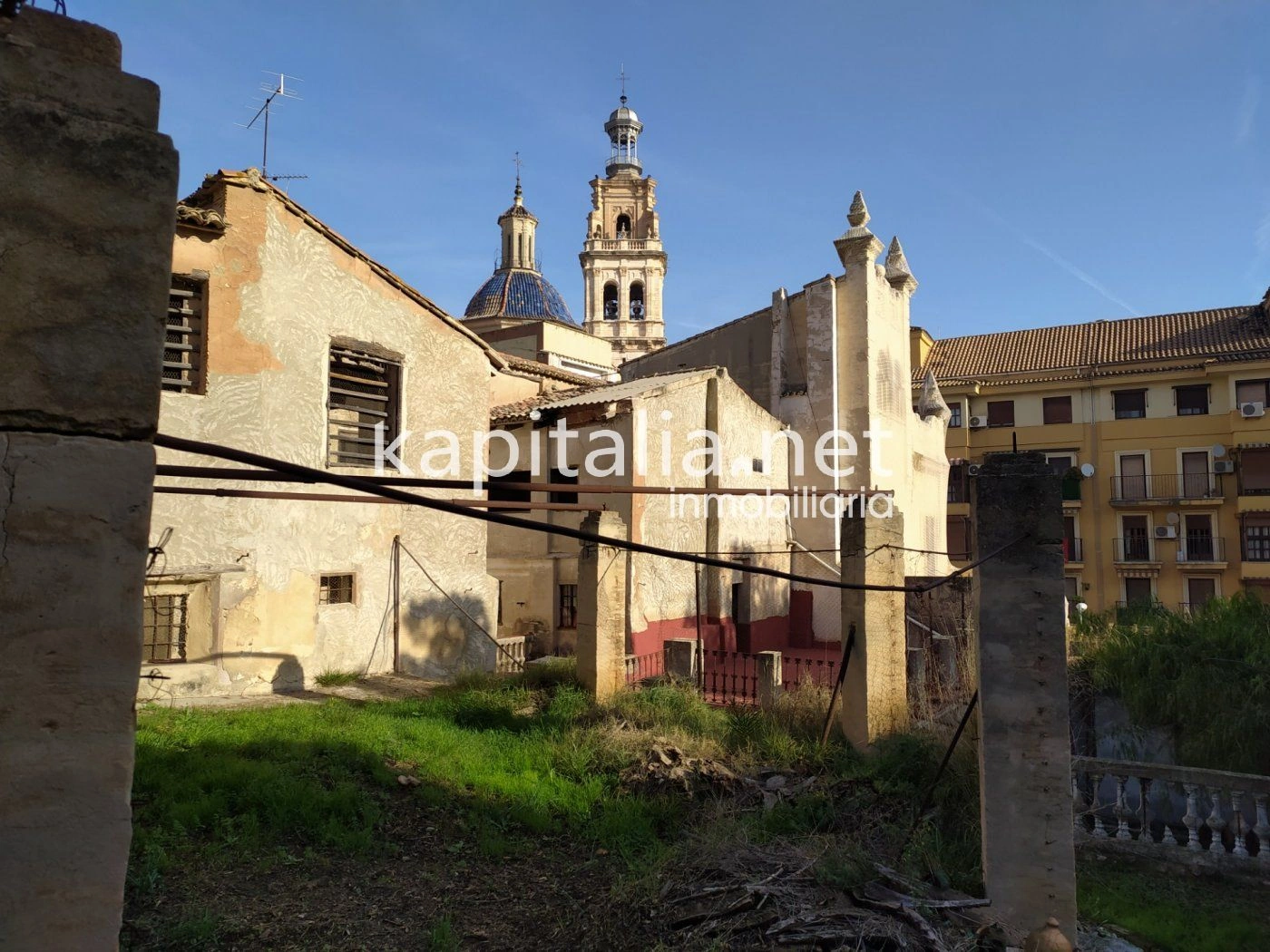 Gran casa emblemática a la venta en Ontinyent.