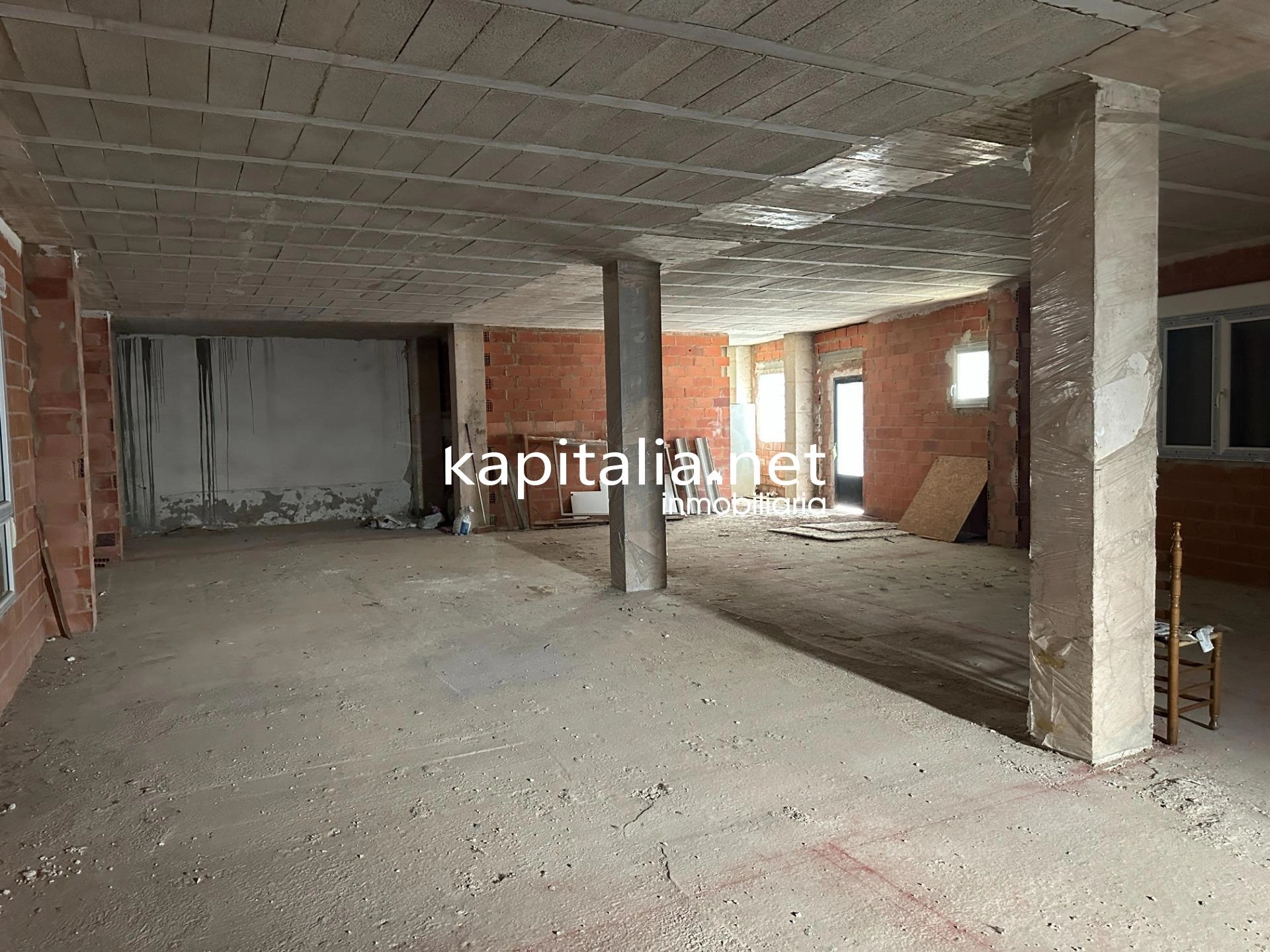 EDIFICIO A LA VENTA EN AGULLENT