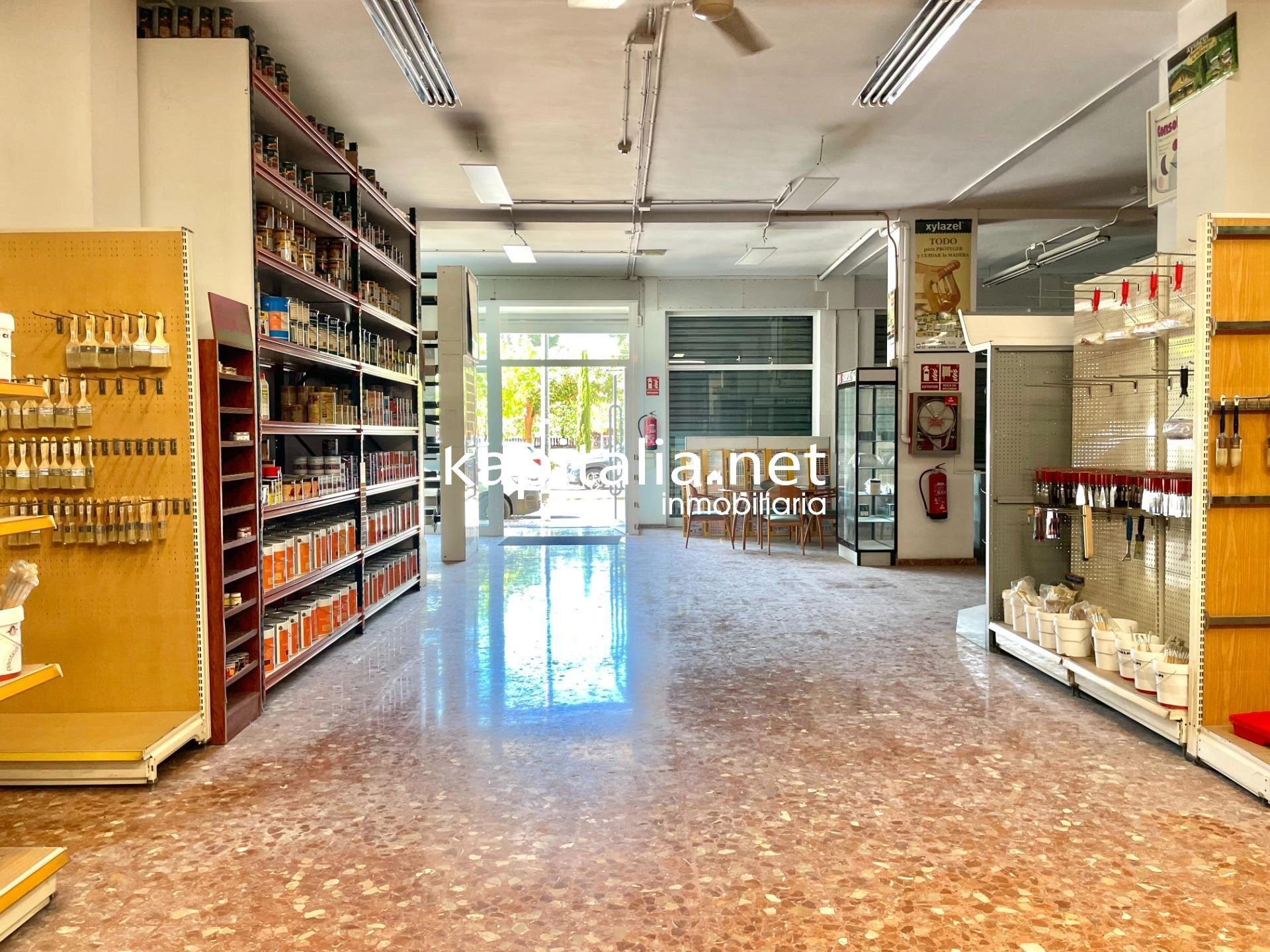 Local comercial a la venta en Gandía