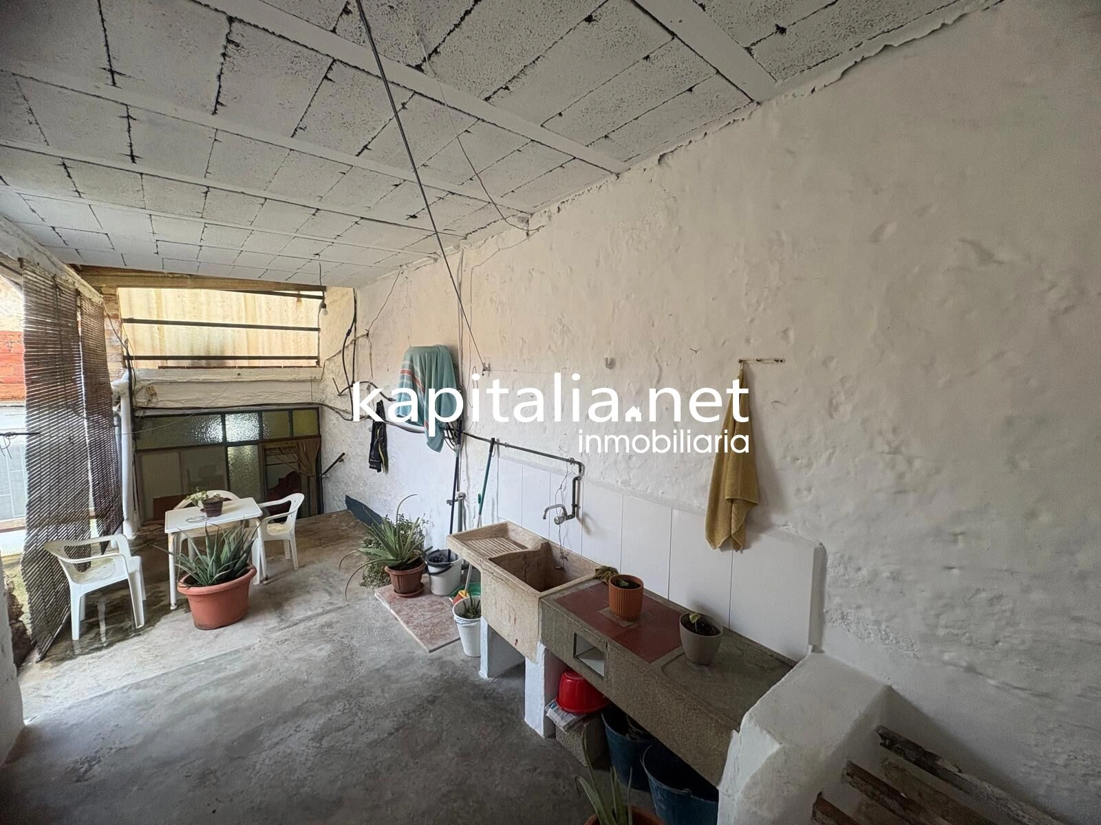 09847 - BONITA CASA A LA VENTA EN L'ENOVA